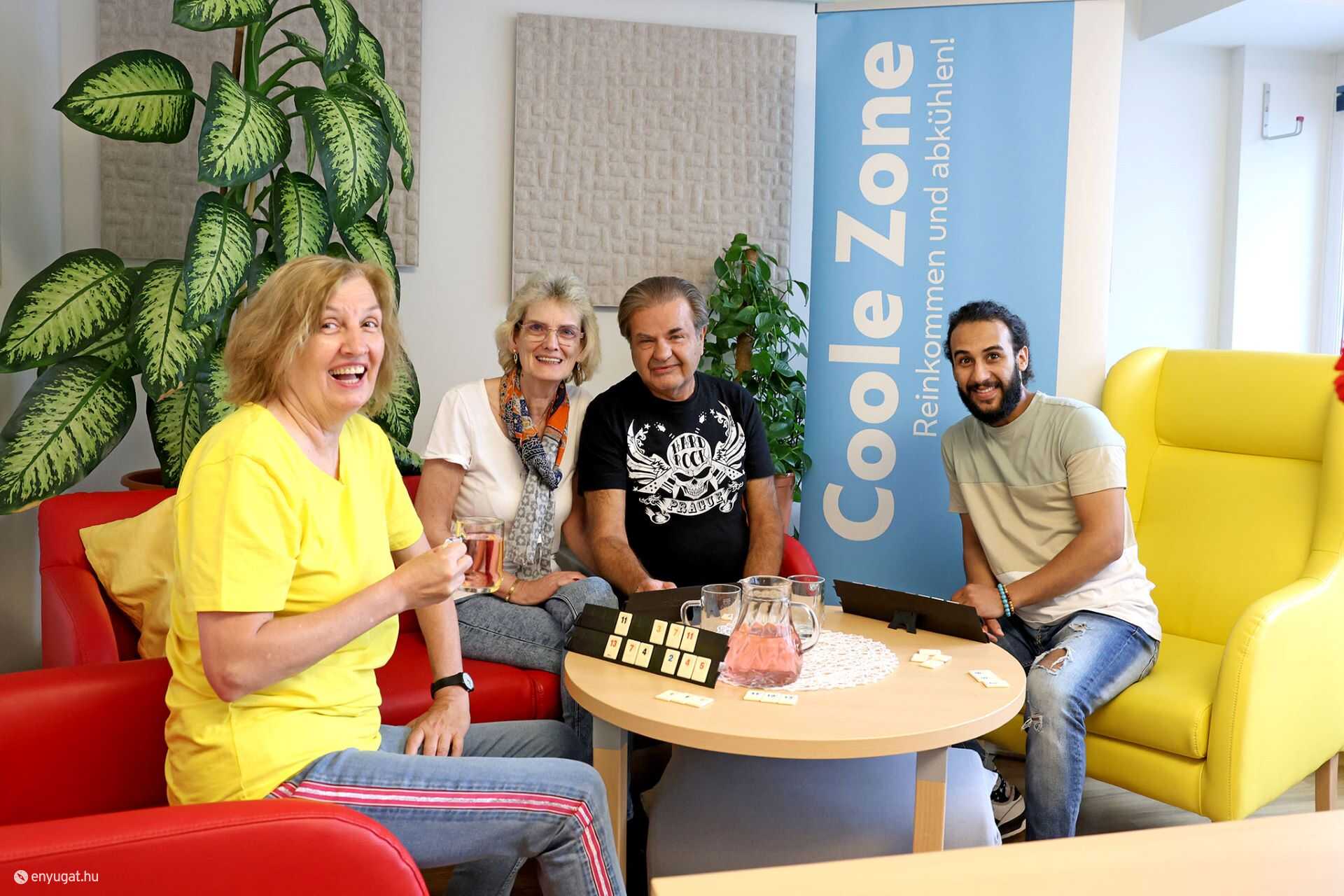 Visszatértek a bécsi nyugdíjas klub hűvös zónái.