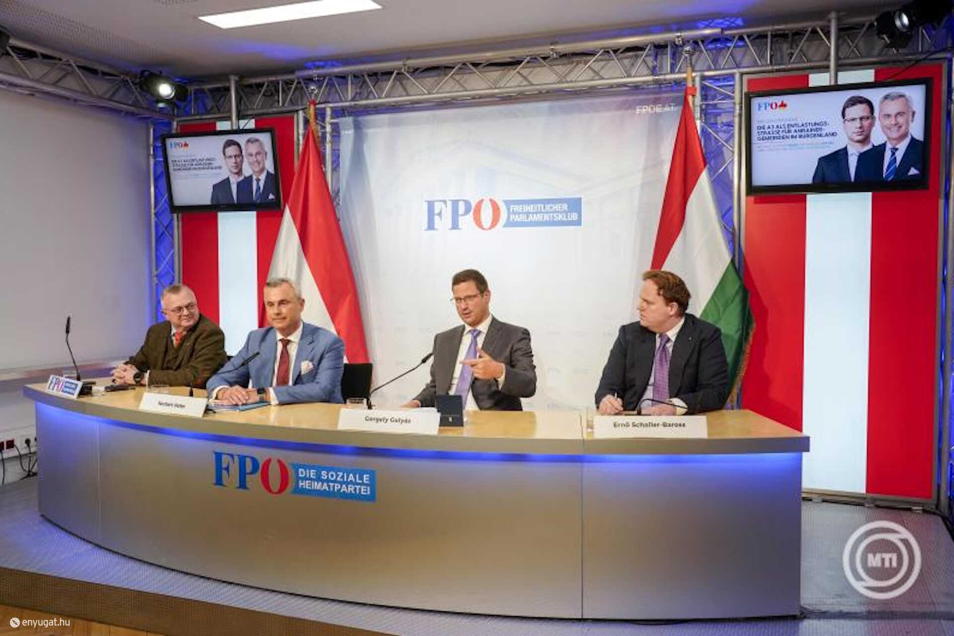  Gulyás Gergely Miniszterelnökséget vezető miniszter és Norbert Hofer, az Osztrák Szabadságpárt burgenlandi csúcsjelöltje