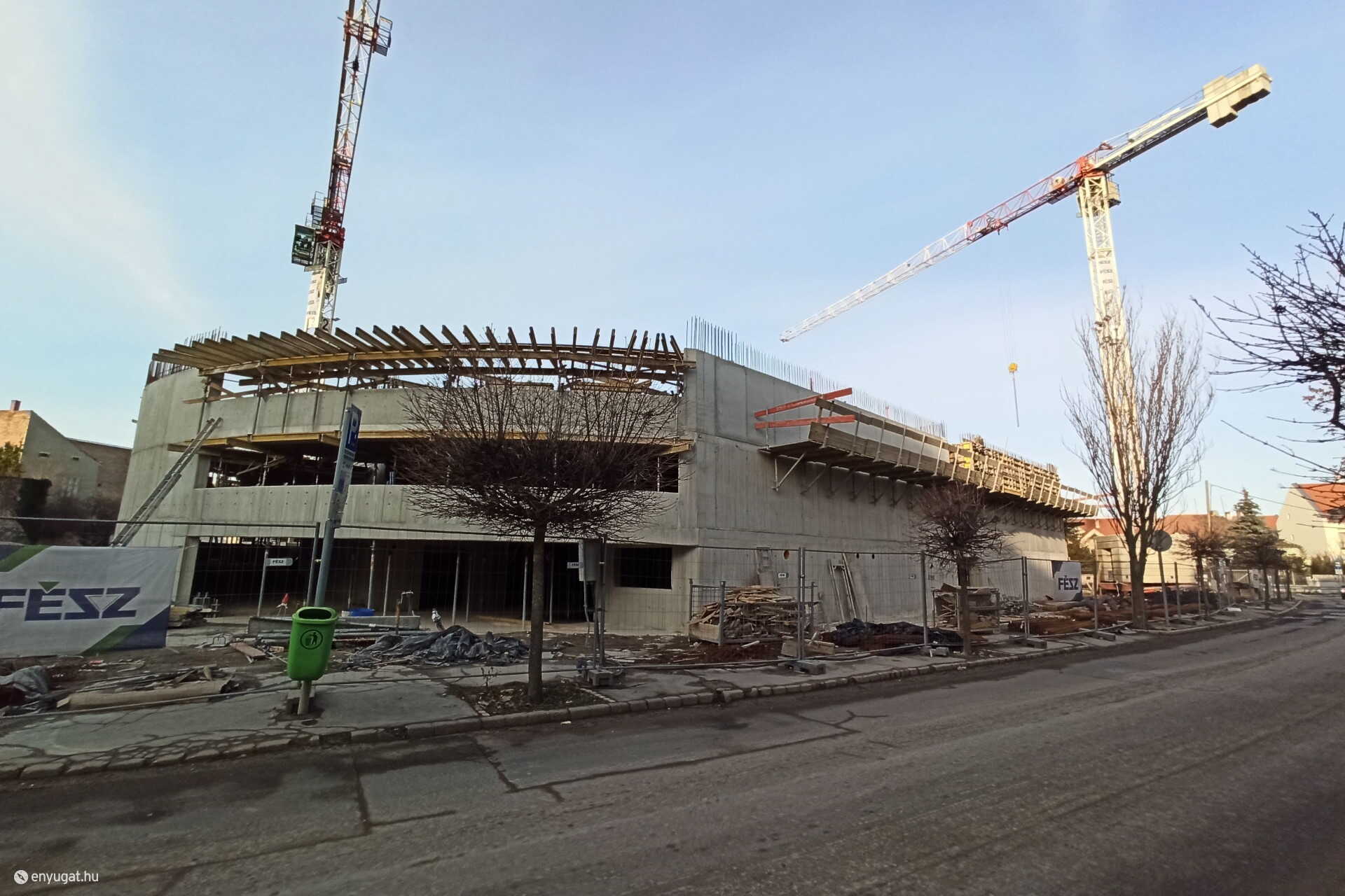 Épül az Árpád utcai parkolóház, 2021.02.18.