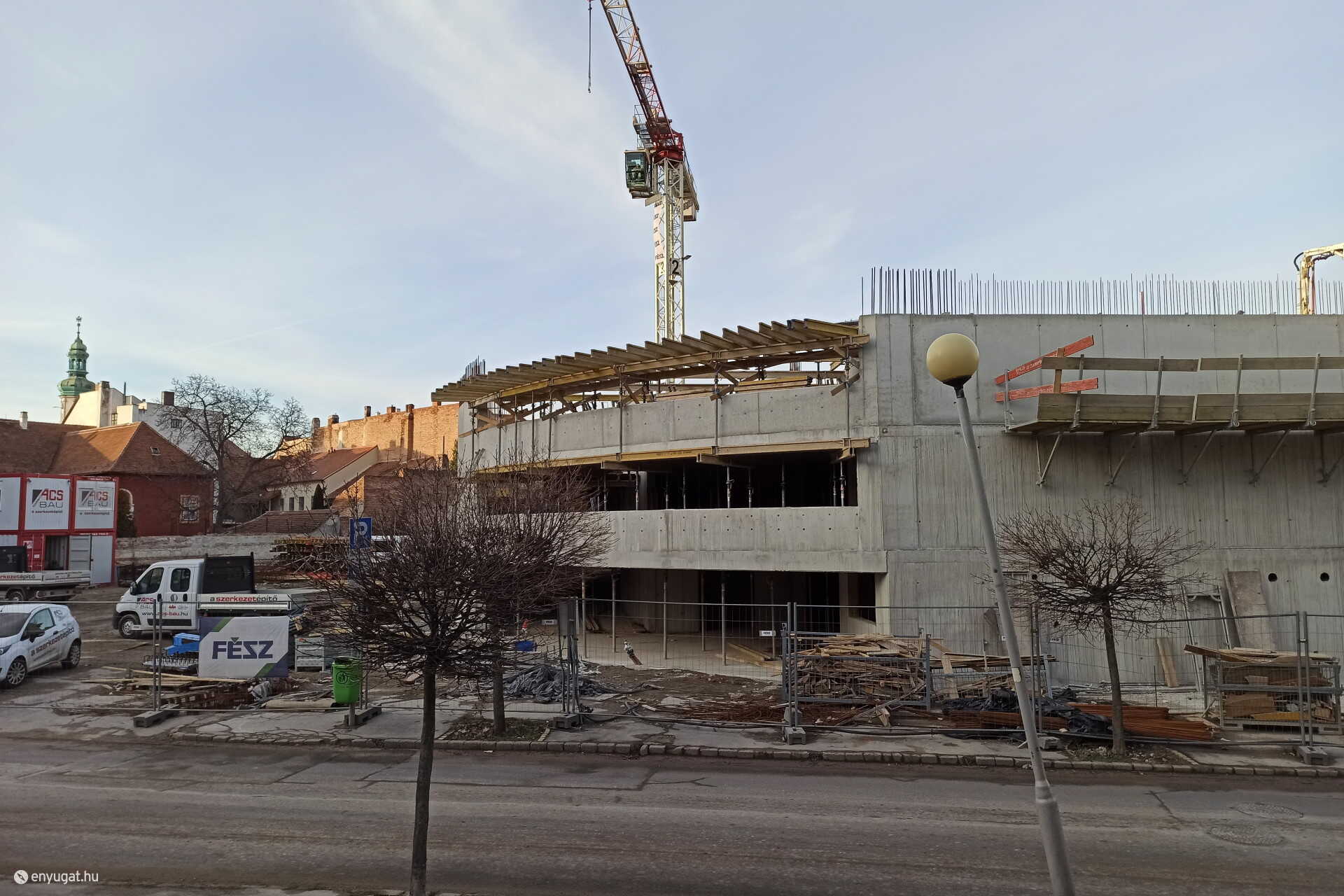 Épül az Árpád utcai parkolóház, 2021.02.18.