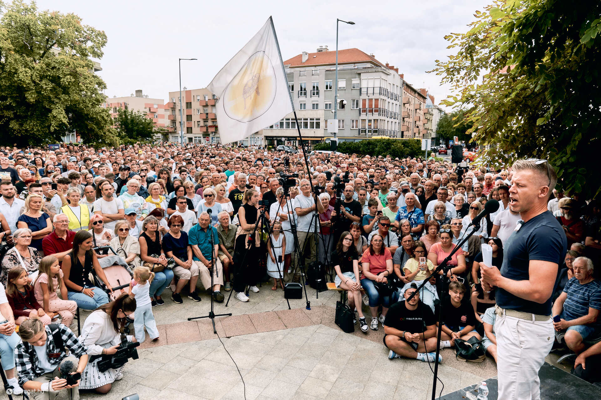 Magyar Péter Március 15 tér Szombathely
