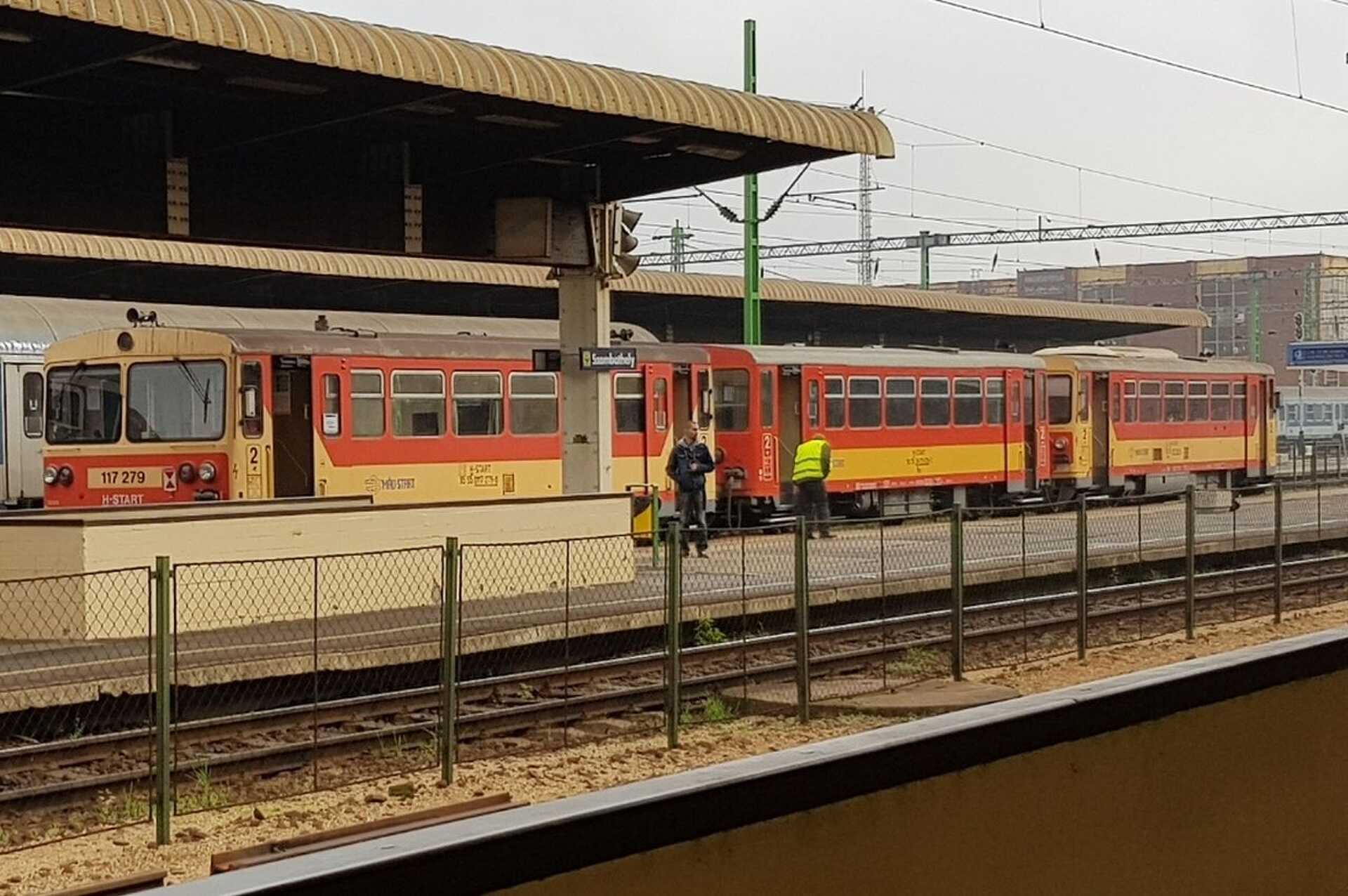 Az emlékezetes Piroska motorvonat