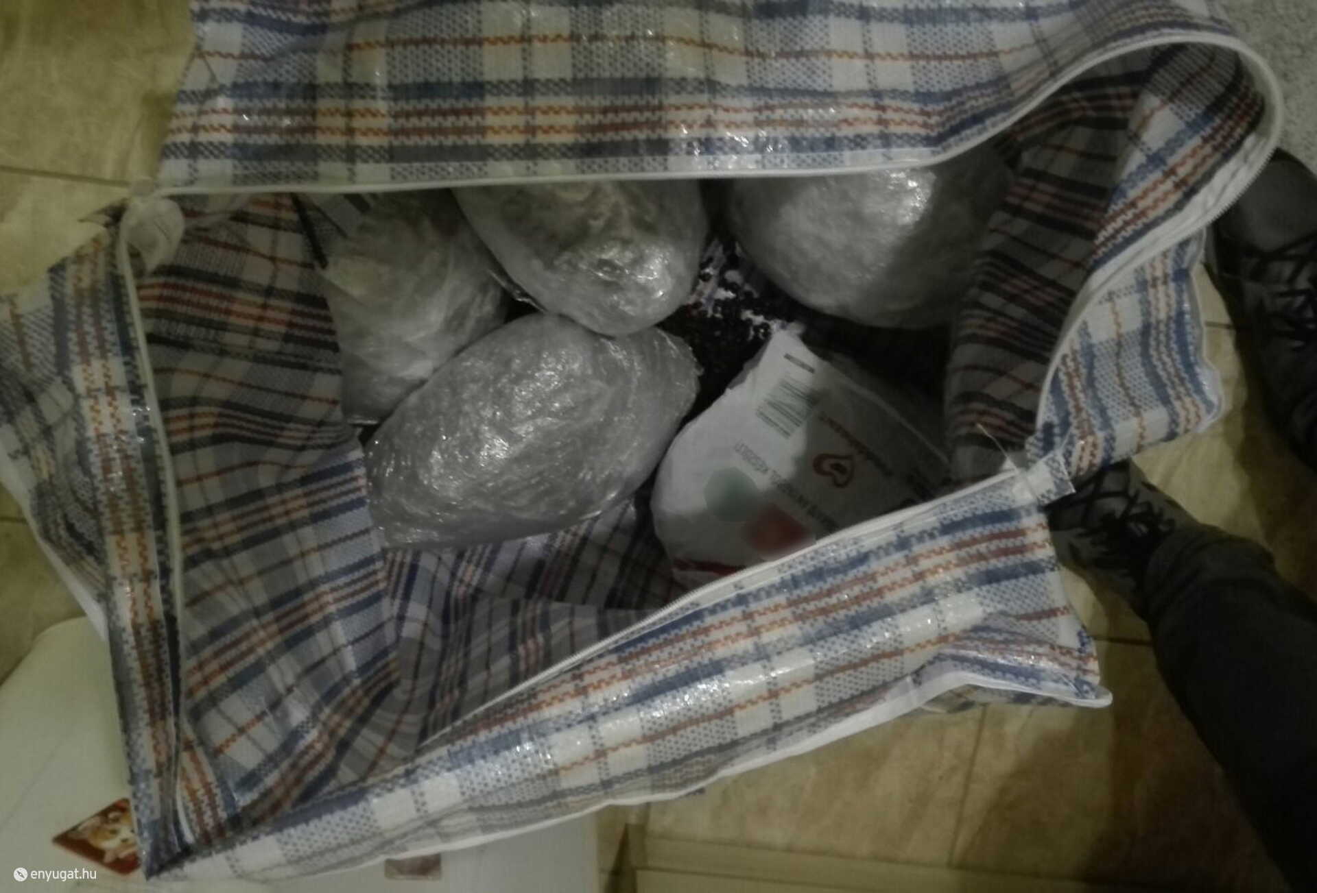 Rengeteg drogot találtak a hálózat felszámolásakor.