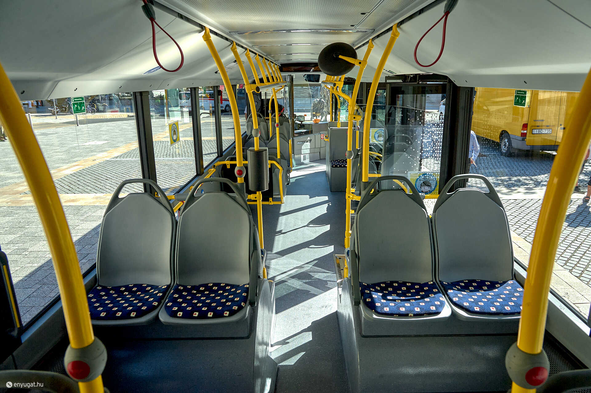 Új Blaguss buszok Szombathelyen