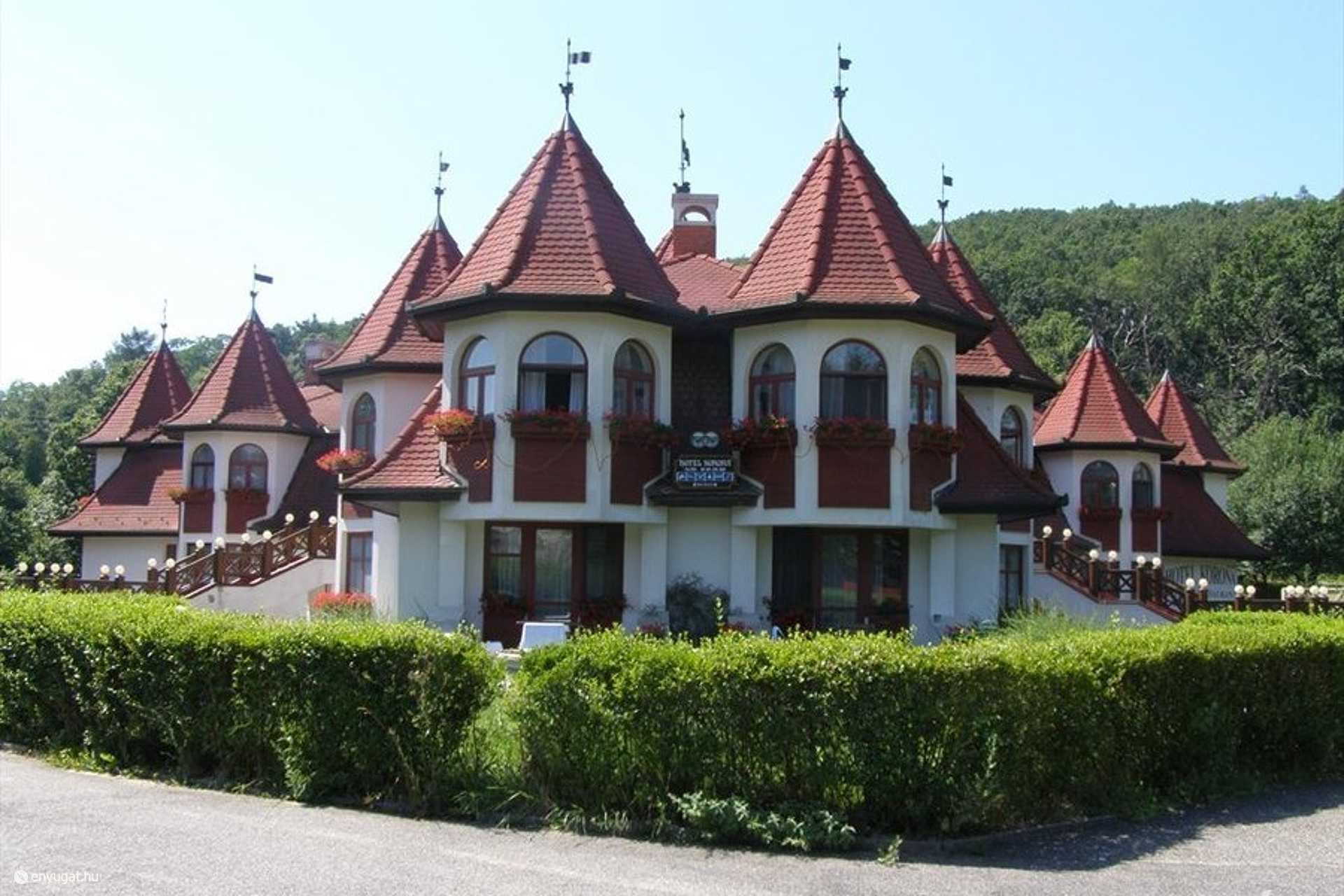Így nézett ki a szálloda fénykorában.