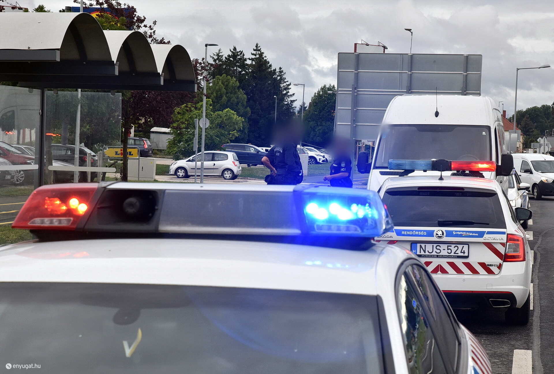 Buszöbölben zajlott a rendőri akció