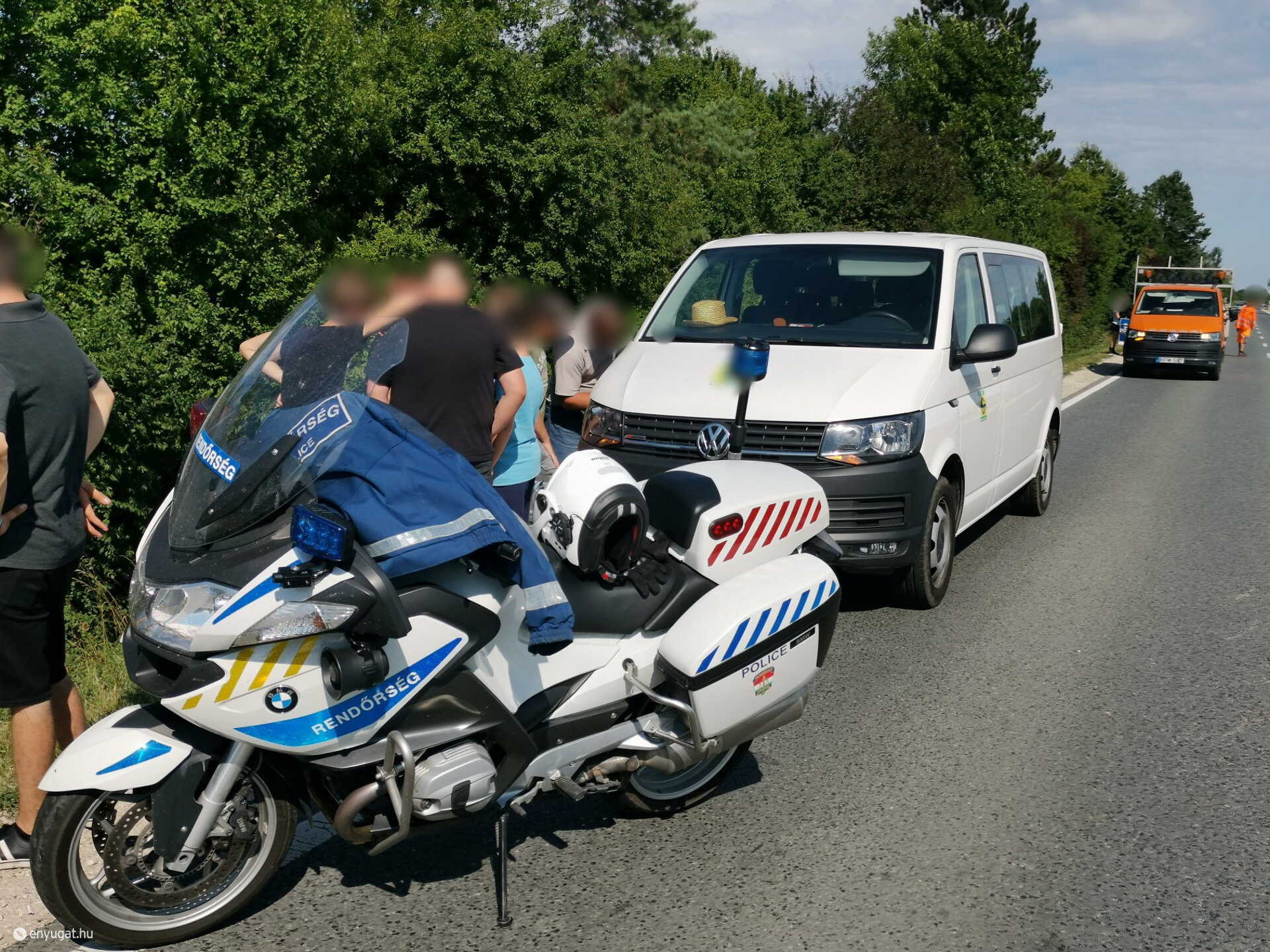 Repült a sörösdoboz az autóból