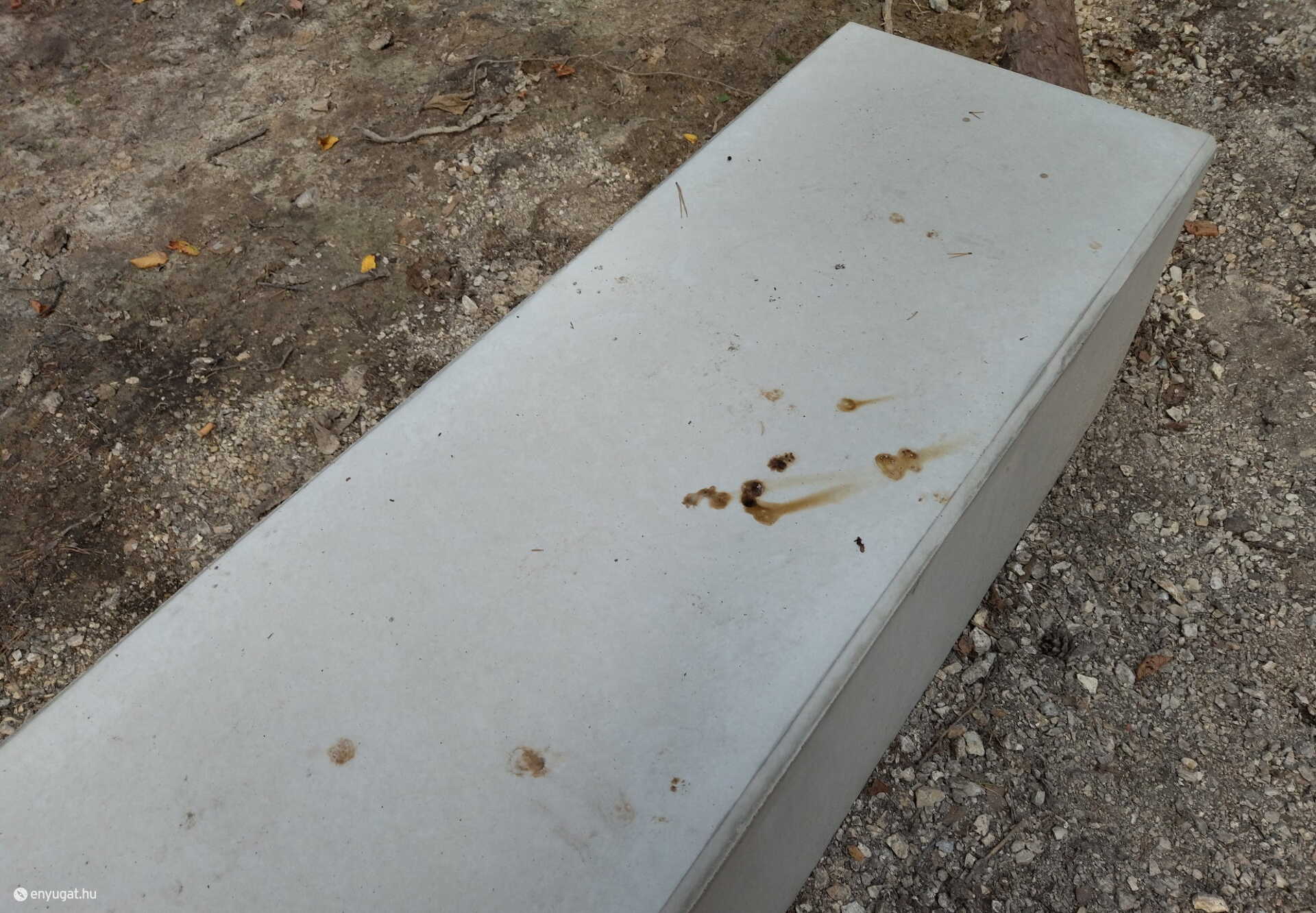 Vajon ki fogja takarítani, mert egy idő után muszáj lesz.