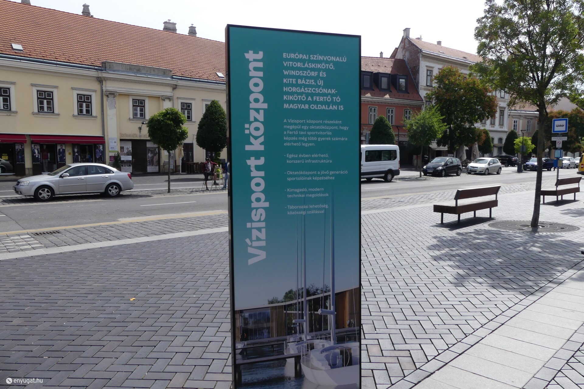 Fertő Part kiállítás a Mária-szobornál