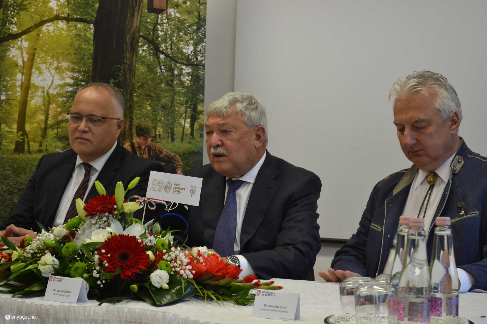 Fábián Attila rektor, Csányi Sándor elnök és Semjén Zsolt miniszterelnök-helyettes a Soproni Egyetem feladatairól és kiemelt jelentőségéről is szólt.