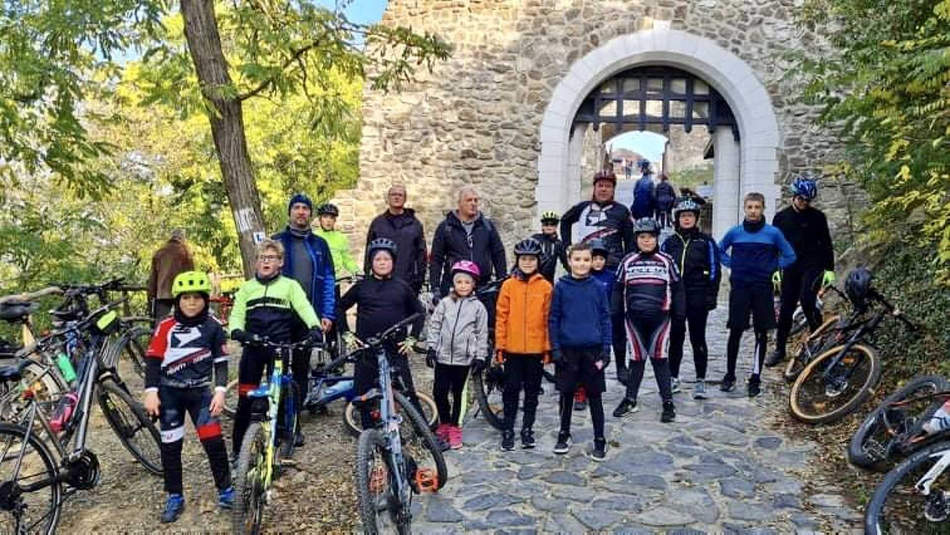 A Balatonnál edzőtáborozott a Superior Team Sopron