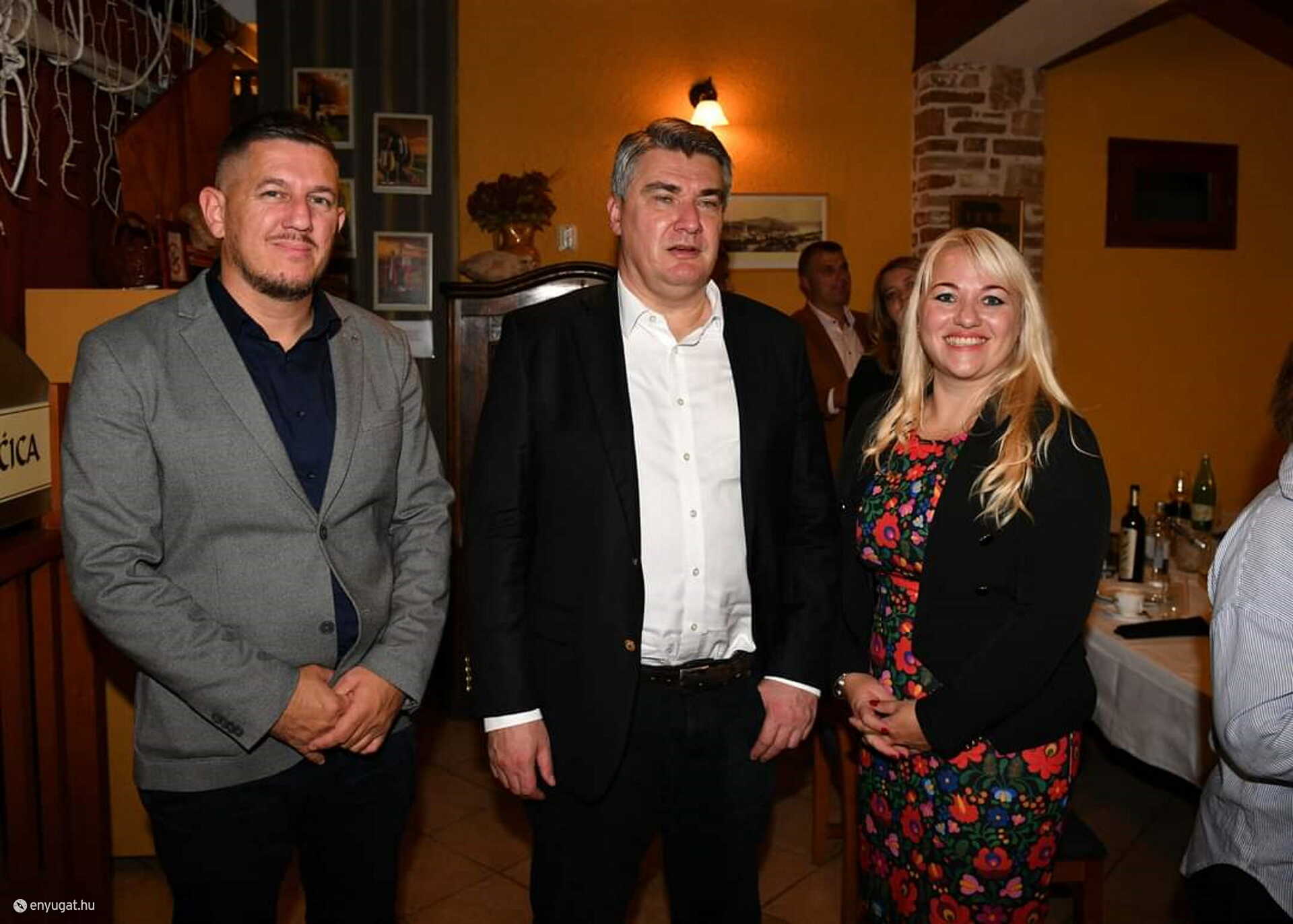 Karlo Klarin, Tisno képviselője, Zoran Milanović államfő és  Lukács Zsuzsanna, a nagycenki képviselő-testület tagja az ünnepsége