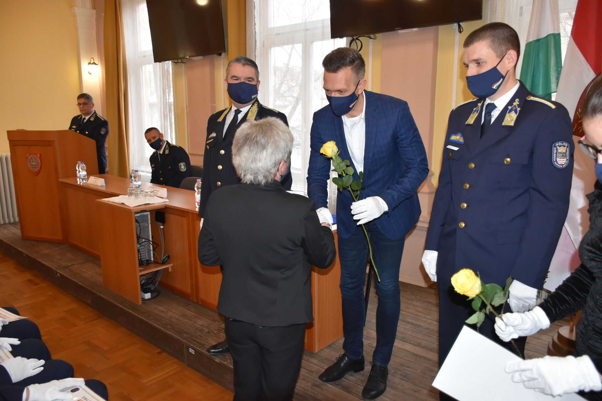 Elismerték a Soproni Rendőrkapitányság munkatársait