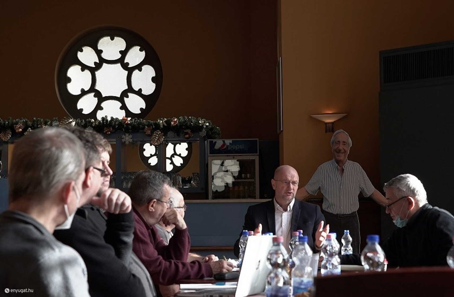 A megállapodás a Soproni Petőfi Színház mentorálásával jött létre. 