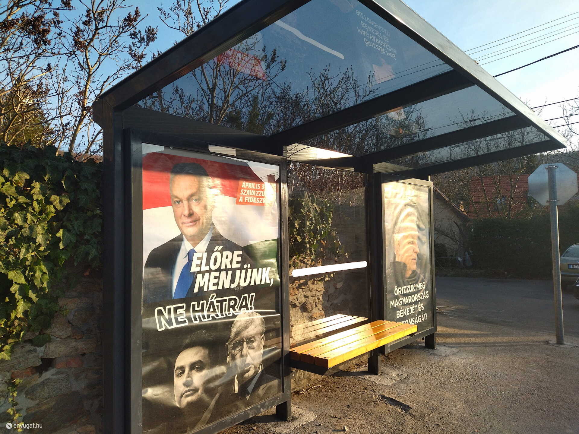 A buszmegállók fejlődése nem biztos, hogy előre megy.