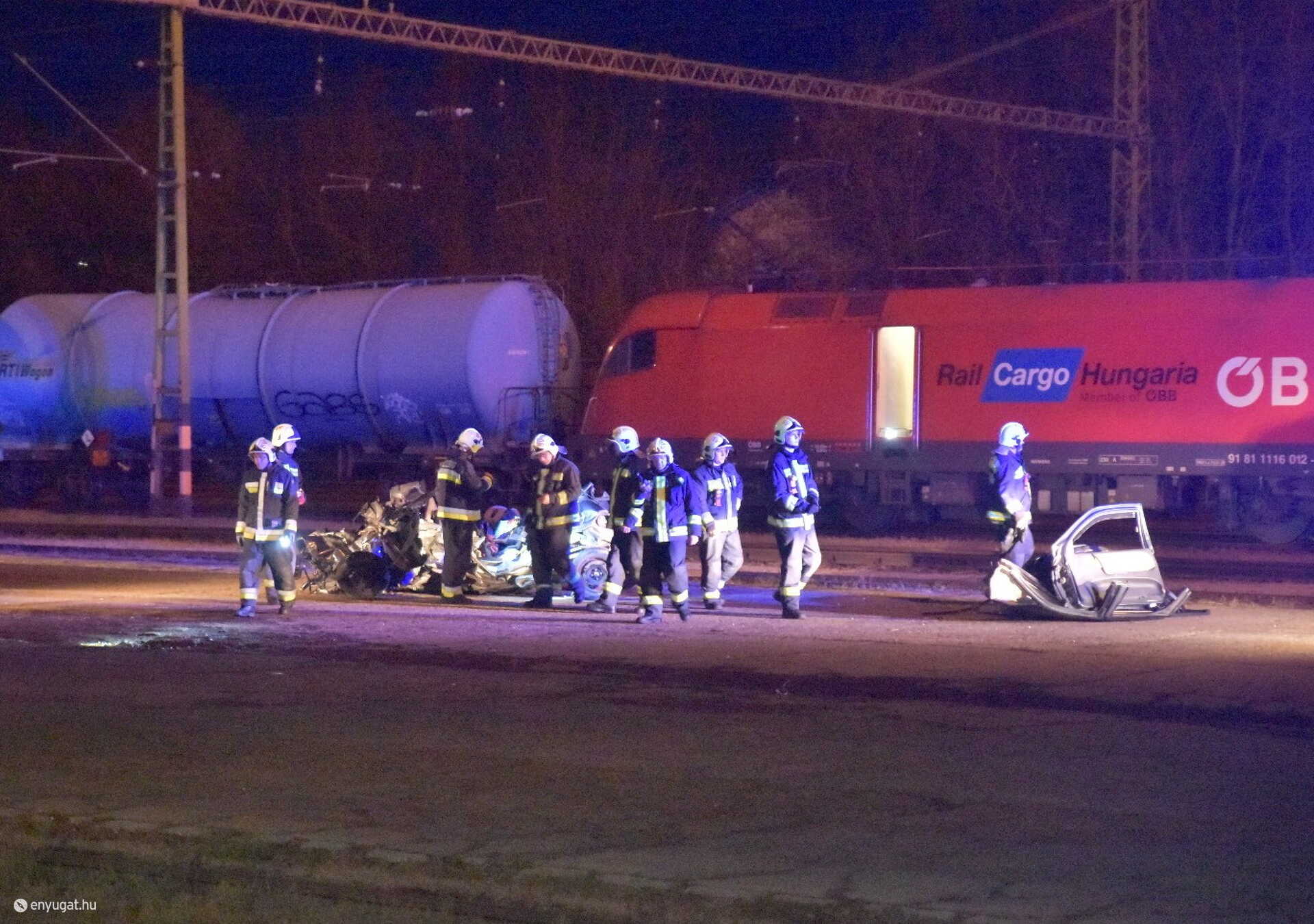 Azonnal meghalt a sofőr - Lancia hajtott tehervonat elé