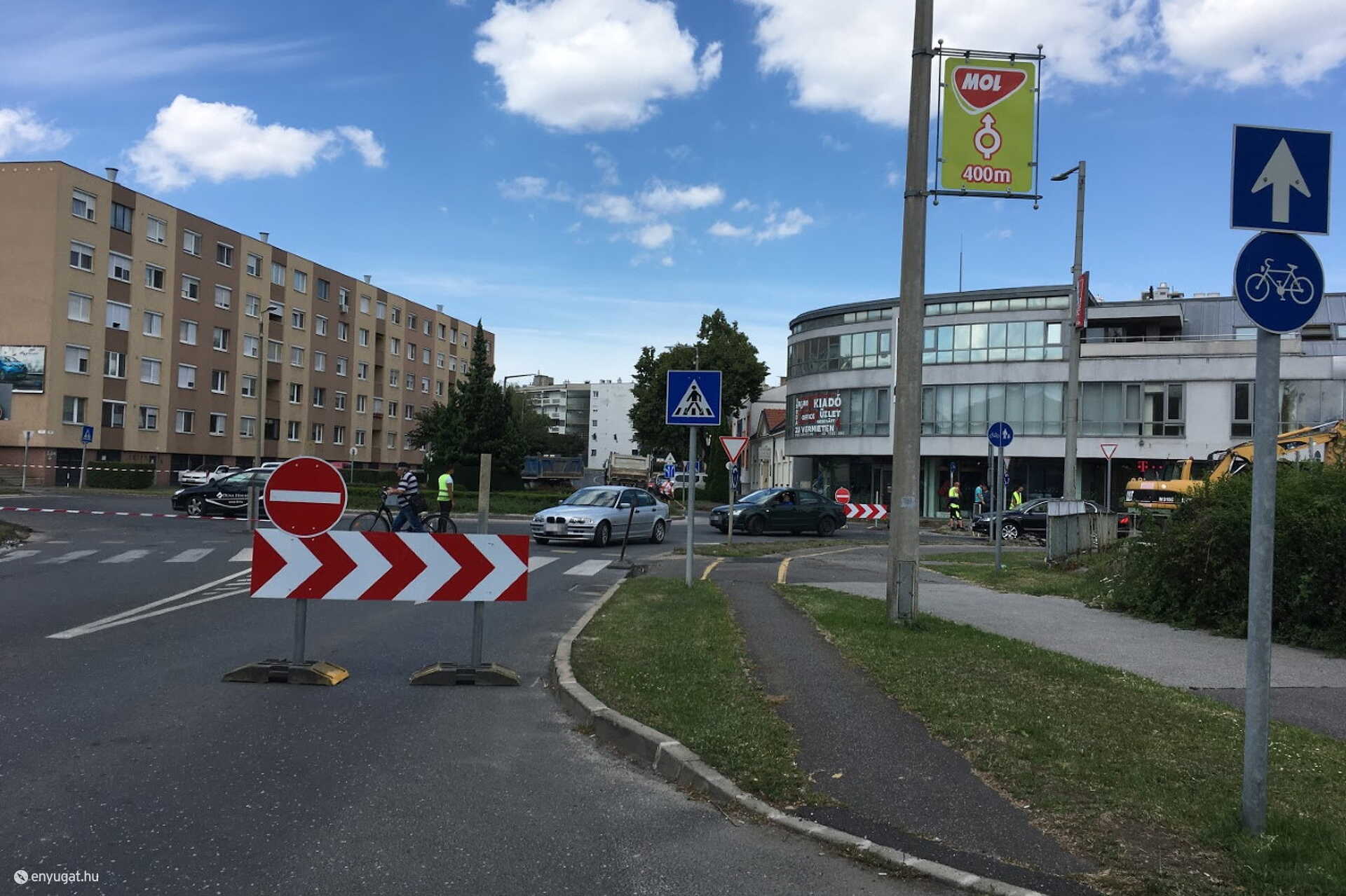 Útépítés a Csengery utca környékén