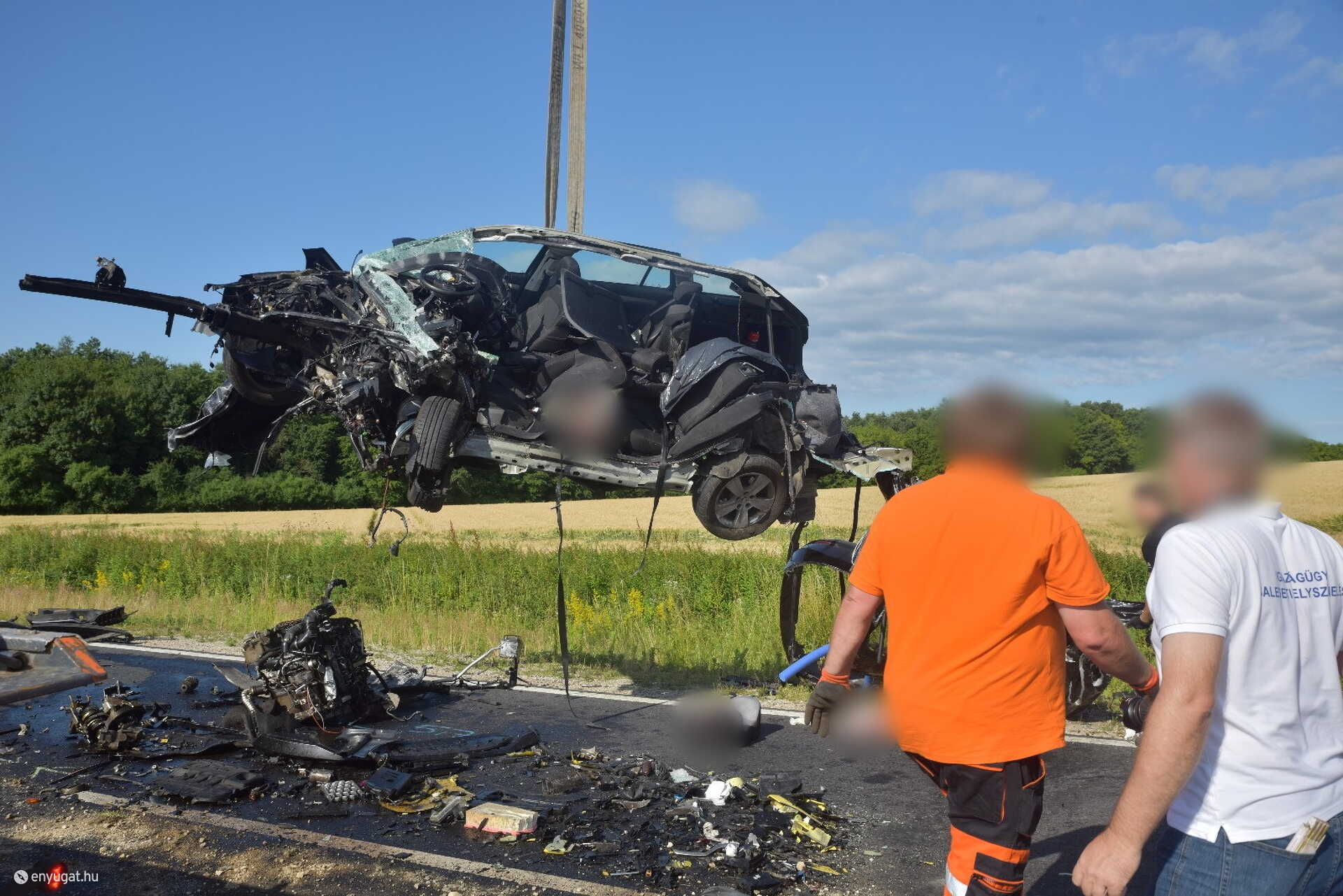 Meghalt az anya, kislánya válságos állapotban - Skoda hajtott Scania elé Zalalövő közelében