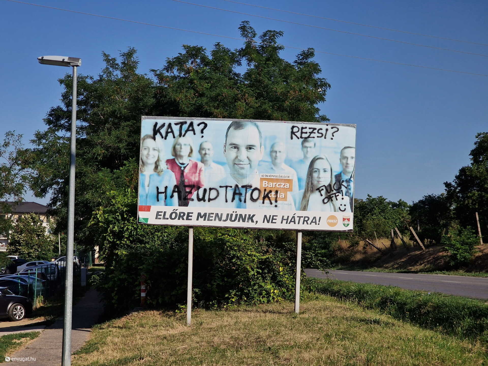 A Balfi útról küldte olvasónk a képet. Minden rajta van.