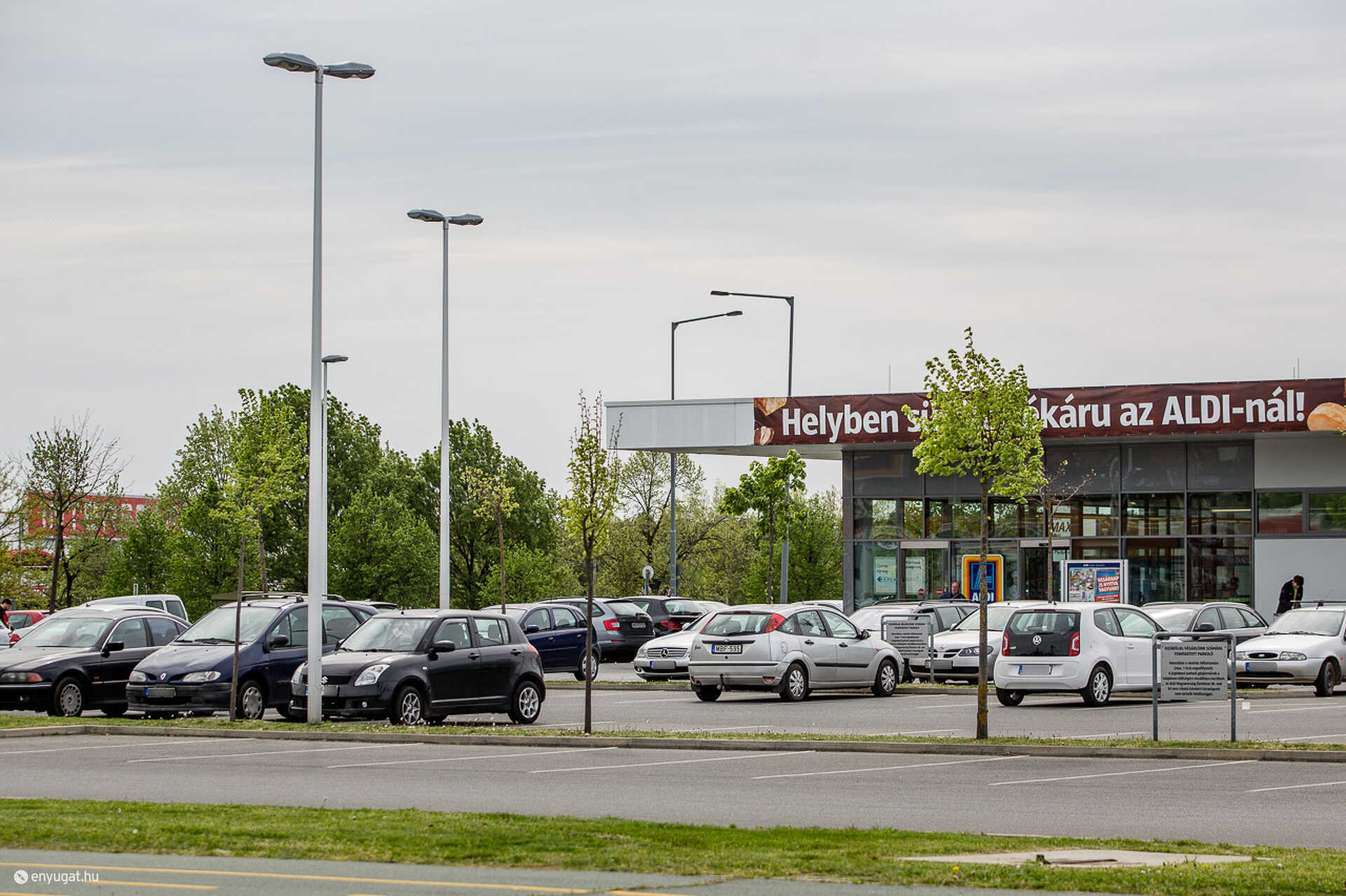 Vasárnap nyitva a Körmendi úti Aldi