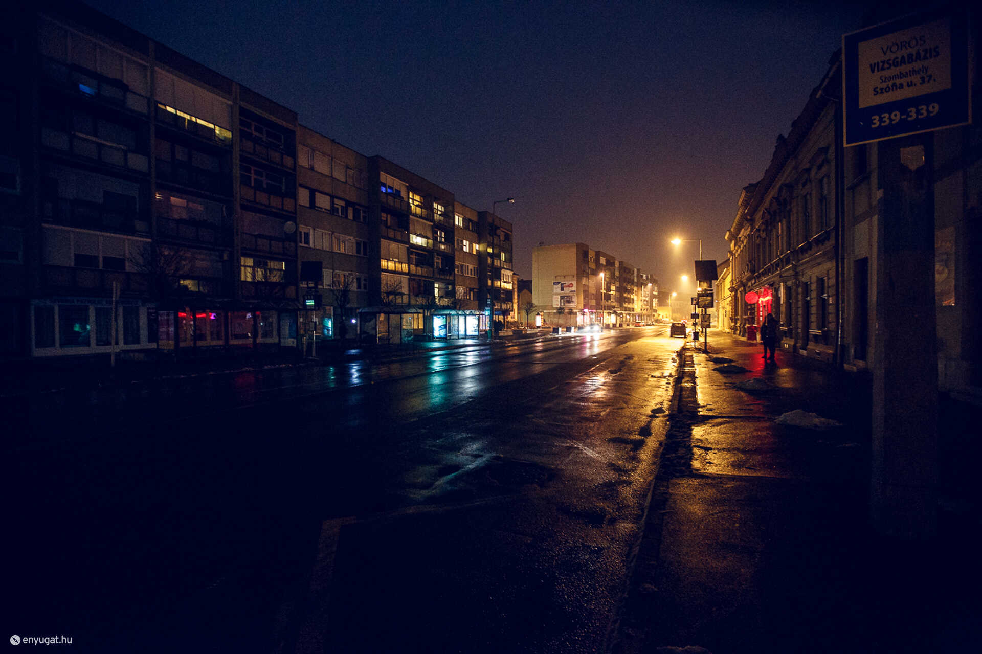 Ilyen, amikor nem működik a Thököly utca teljes hosszában a világítás.
