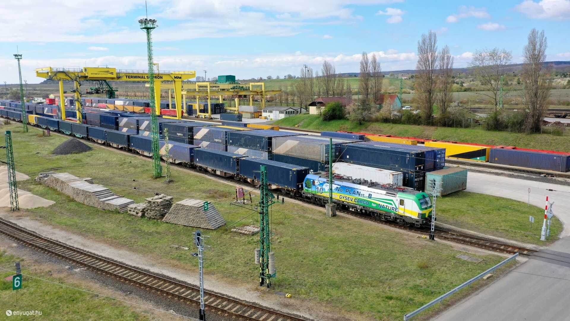 A soproni terminál. Tapasztalatuk van a konténerszállításban.