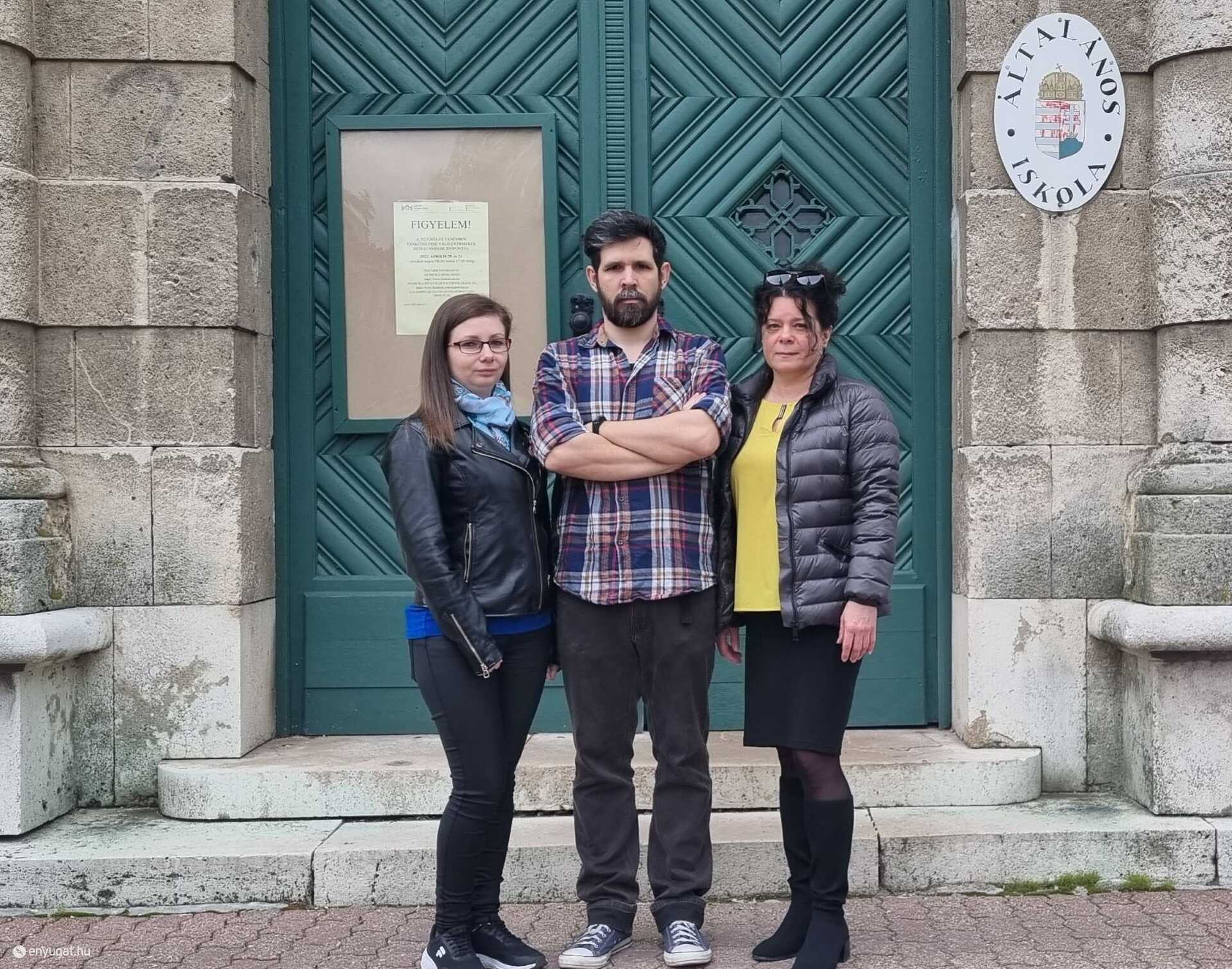 A Deák téri iskola három pedagógusa nem adja fel. 