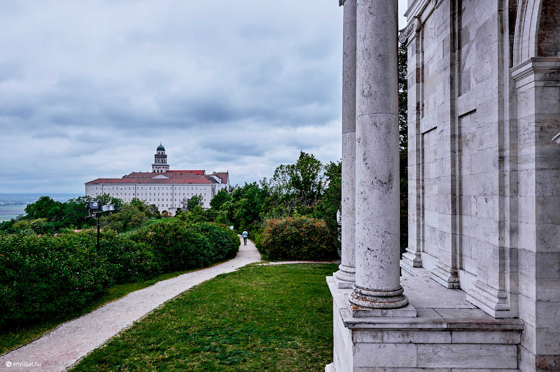 Pannonhalmi lombkorona tanösvény