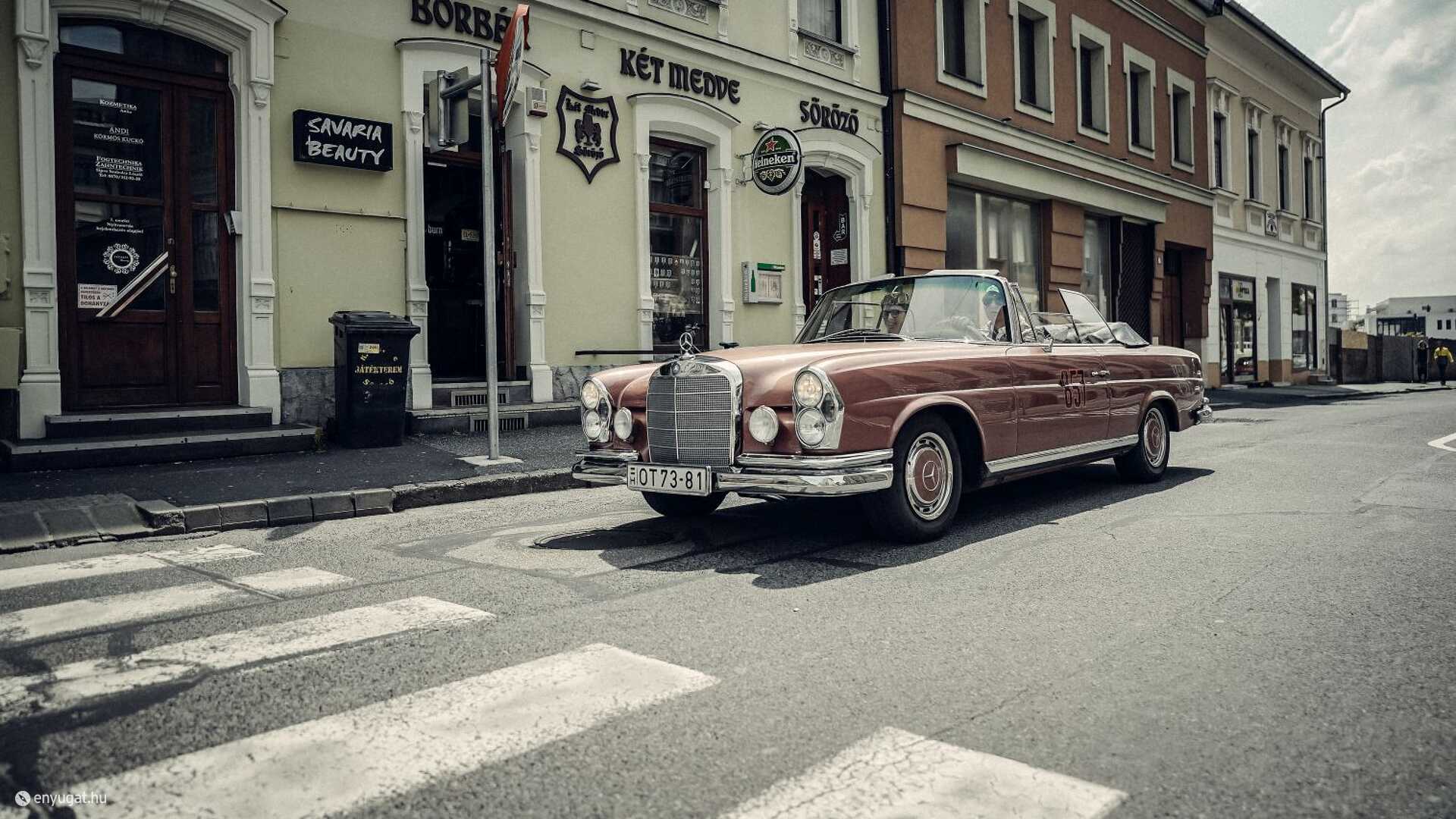 Oldtimerek Szombathelyen