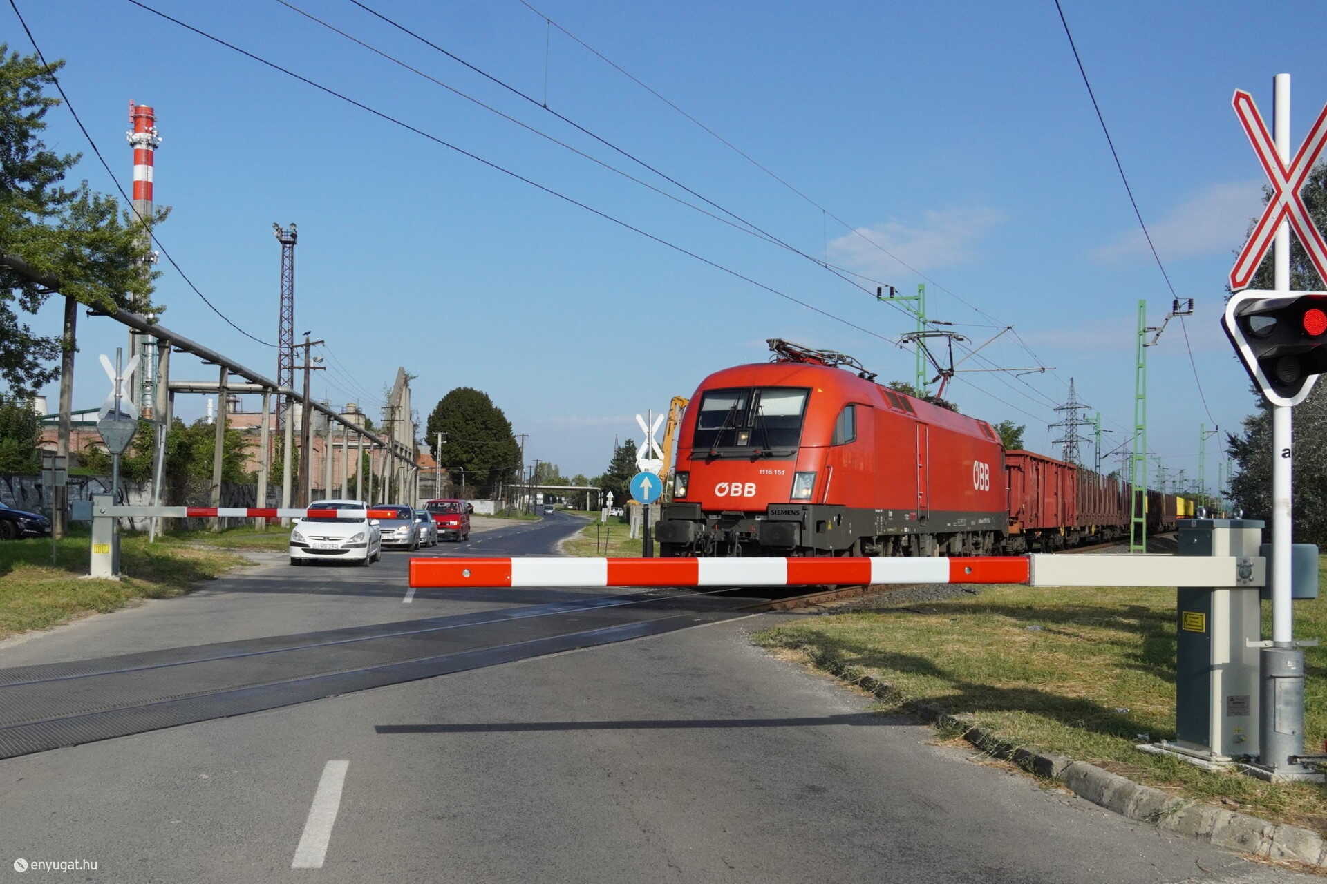 Biztonságosabb lett a Táncsics utcai átjáró.