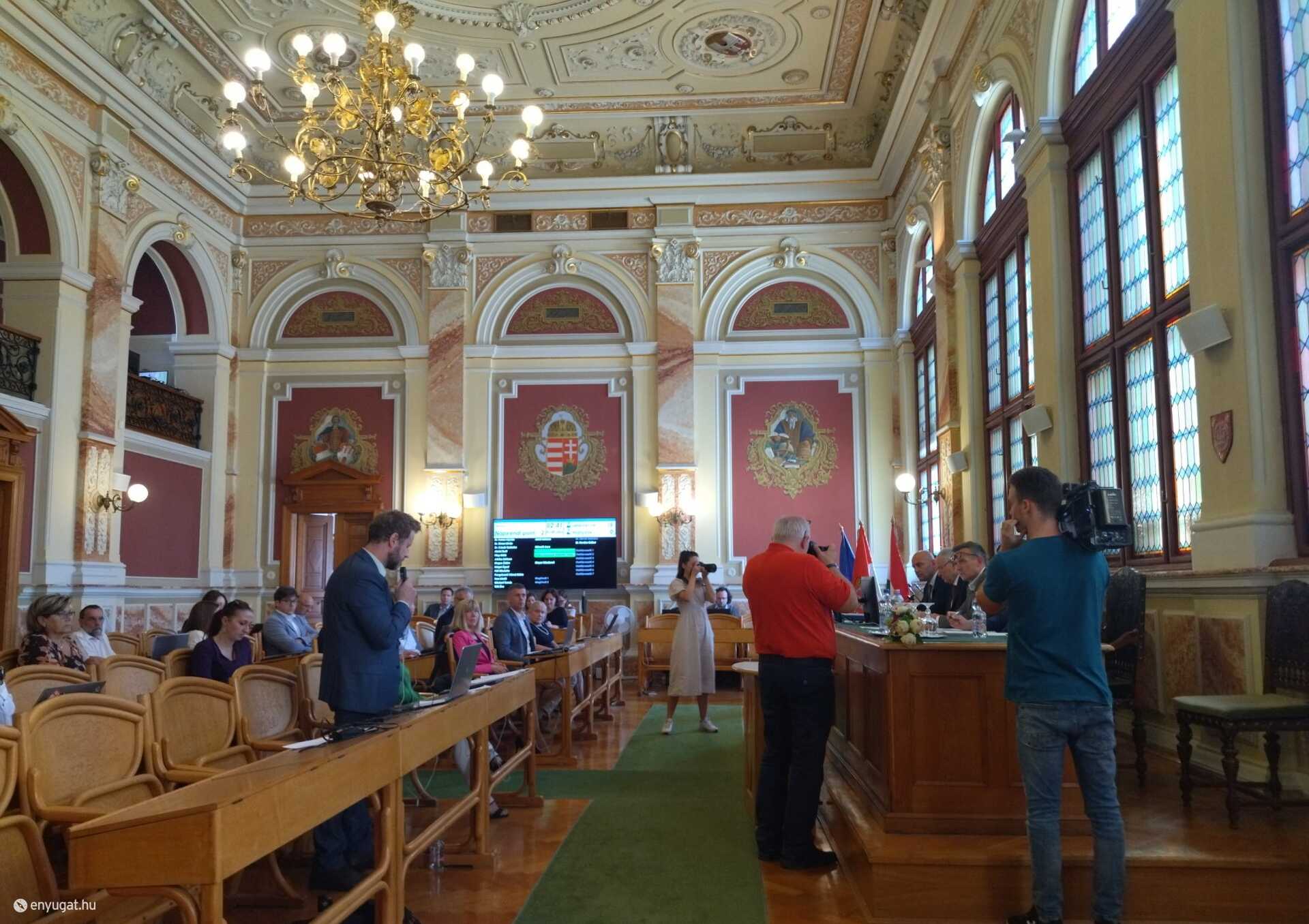 Pillanatkép a közgyűlésről Simon Zoltán felszólalása közben.