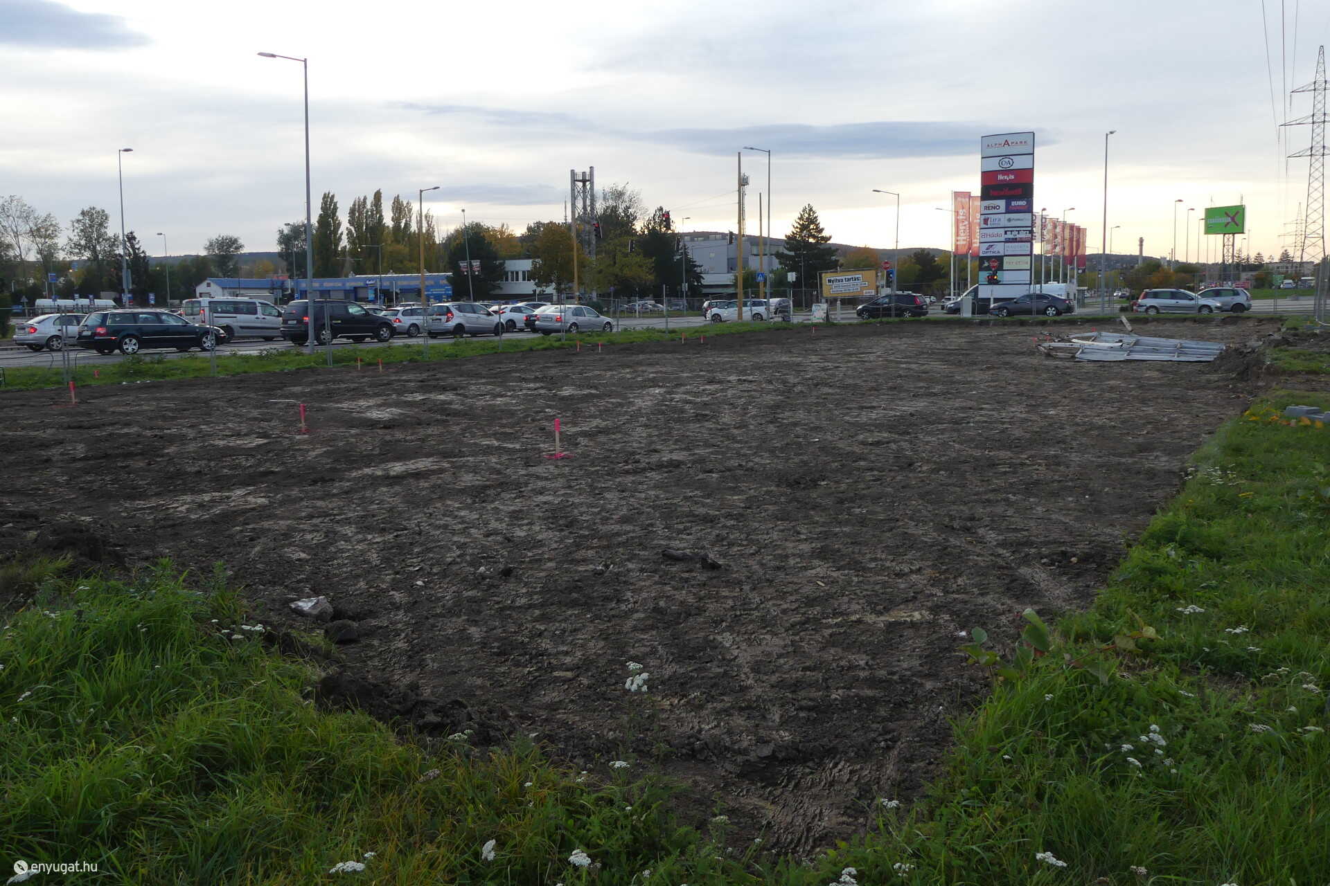 Épül a Burger King a Győri úton