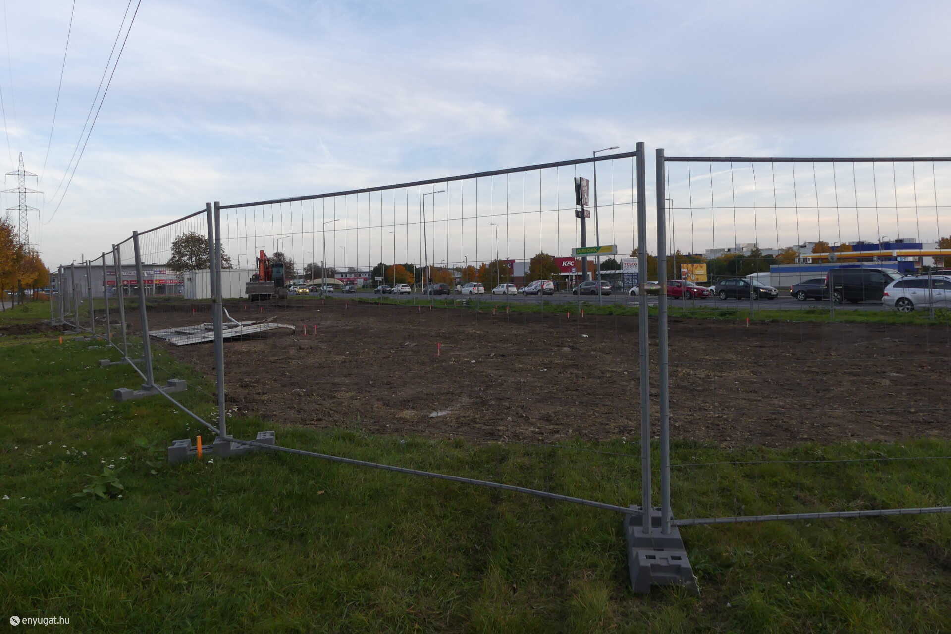 Épül a Burger King a Győri úton