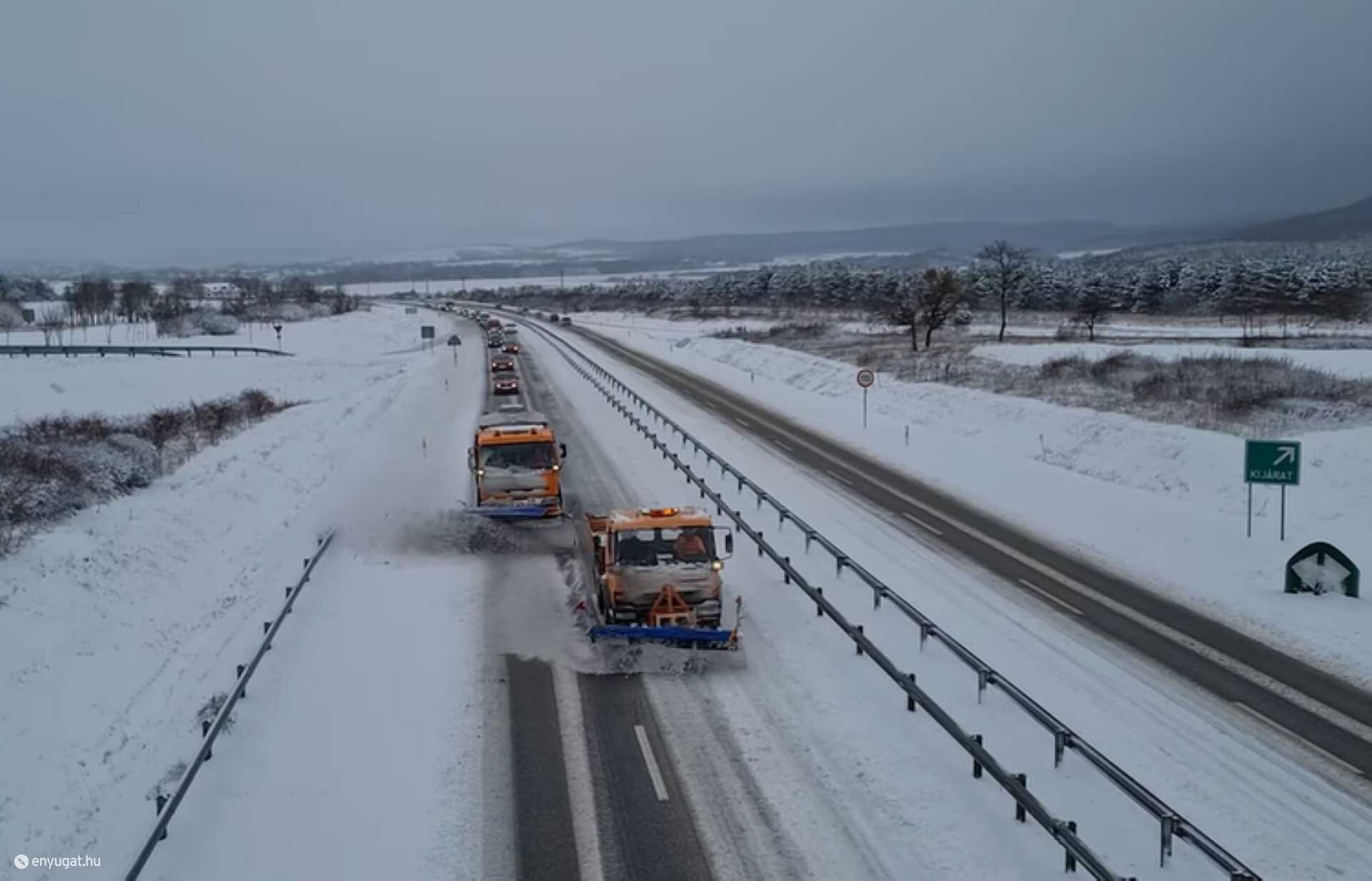 Várja a havat a Magyar Közút.