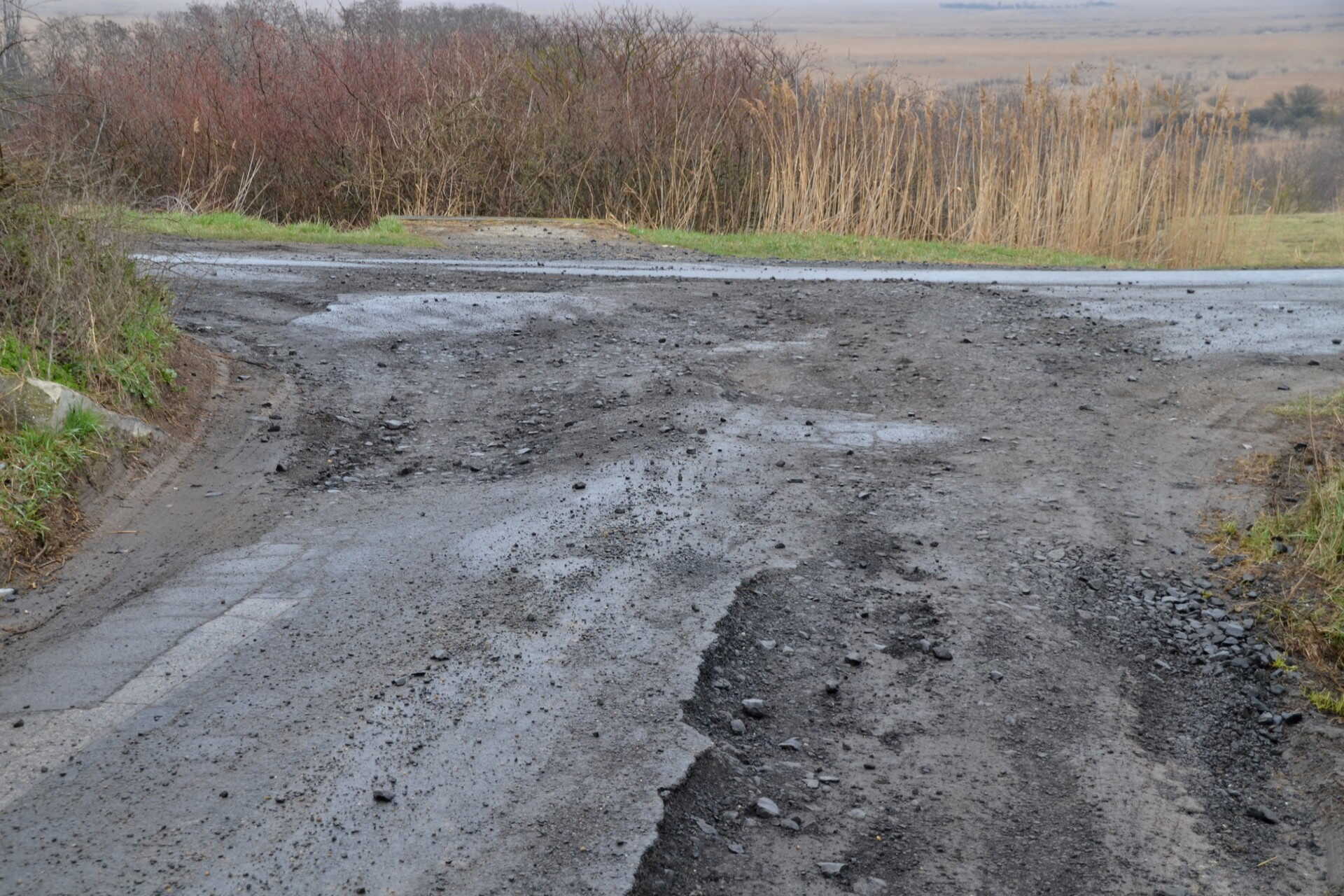 kátyús út fertőrákos és balf között