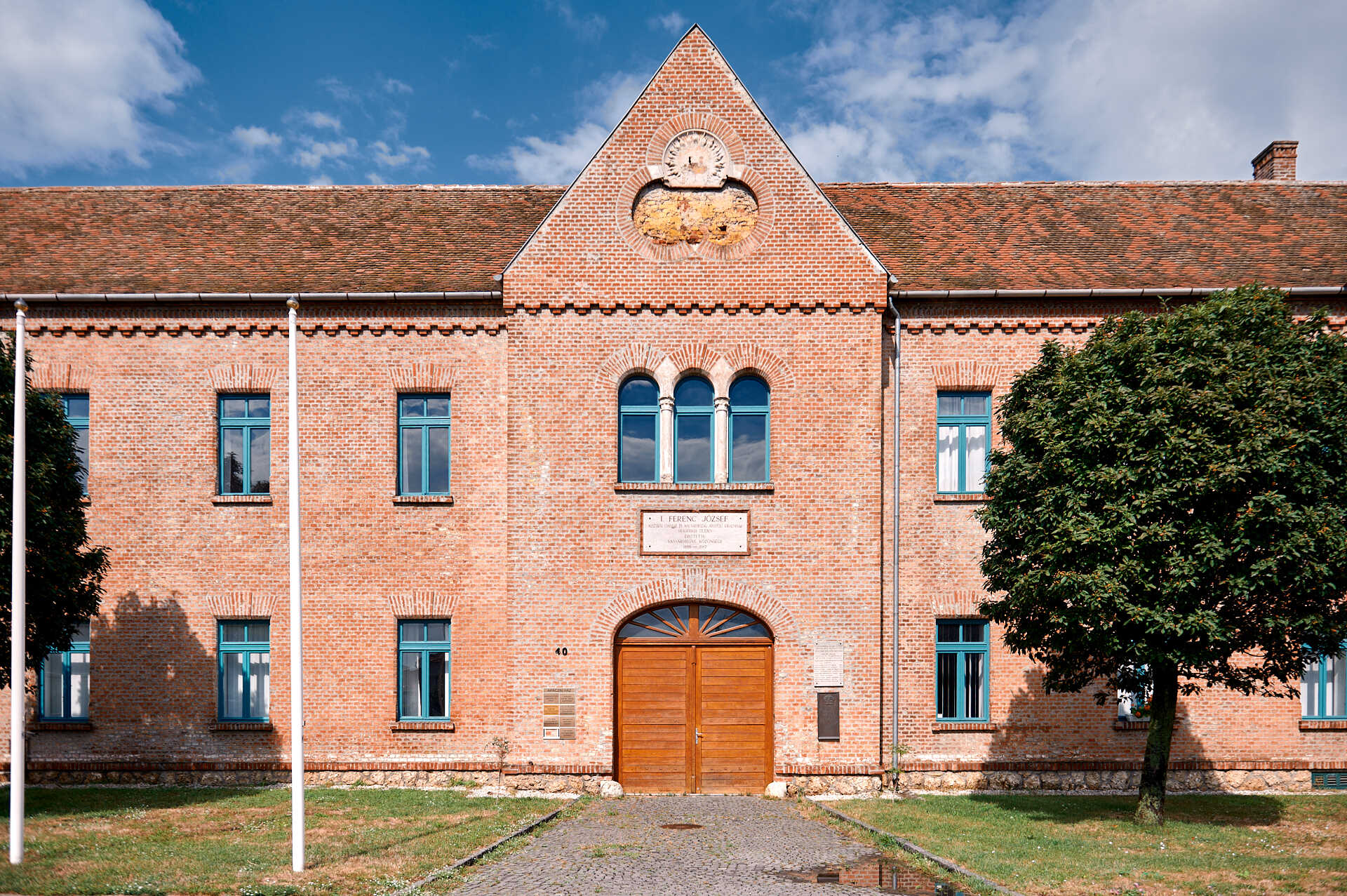 Őrvidékház, waldorf