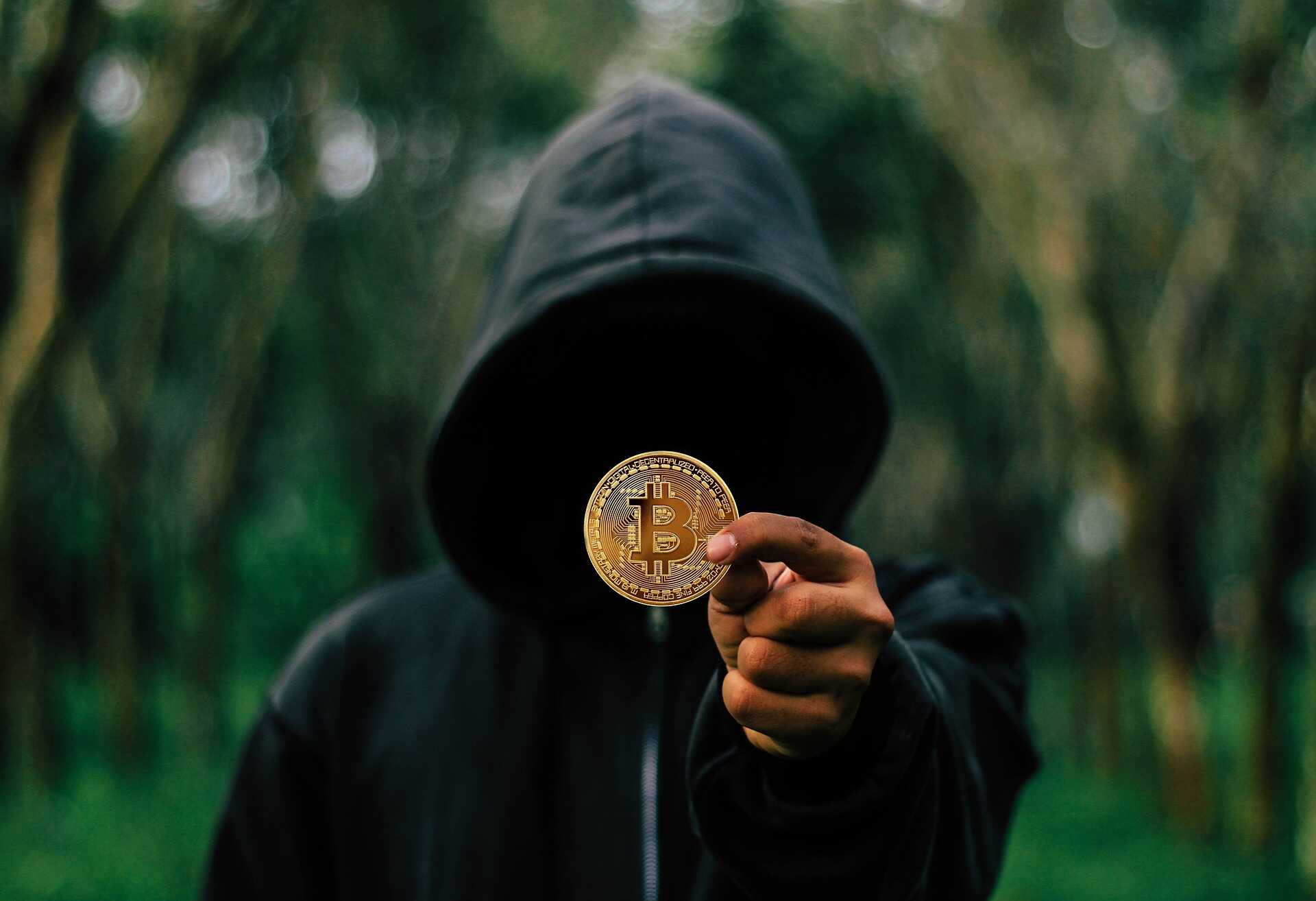 hacker, internet, darknet, zsarolás