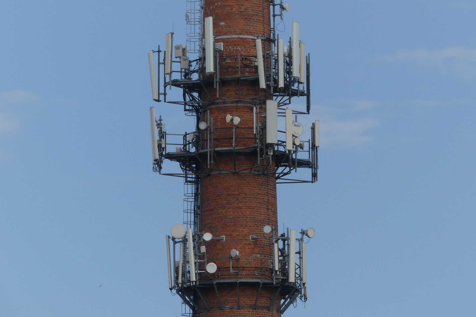 Sopron téglagyár antennák