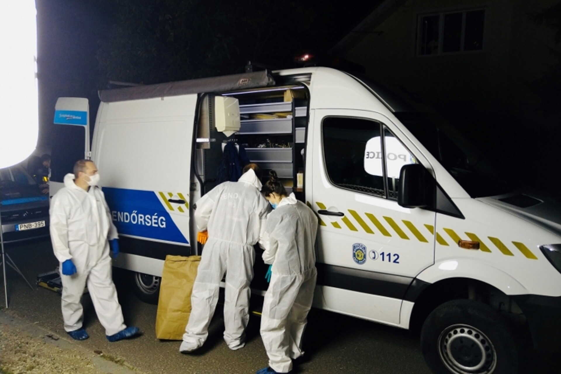 Helyszínelés. Emberölés miatt indult eljárás.