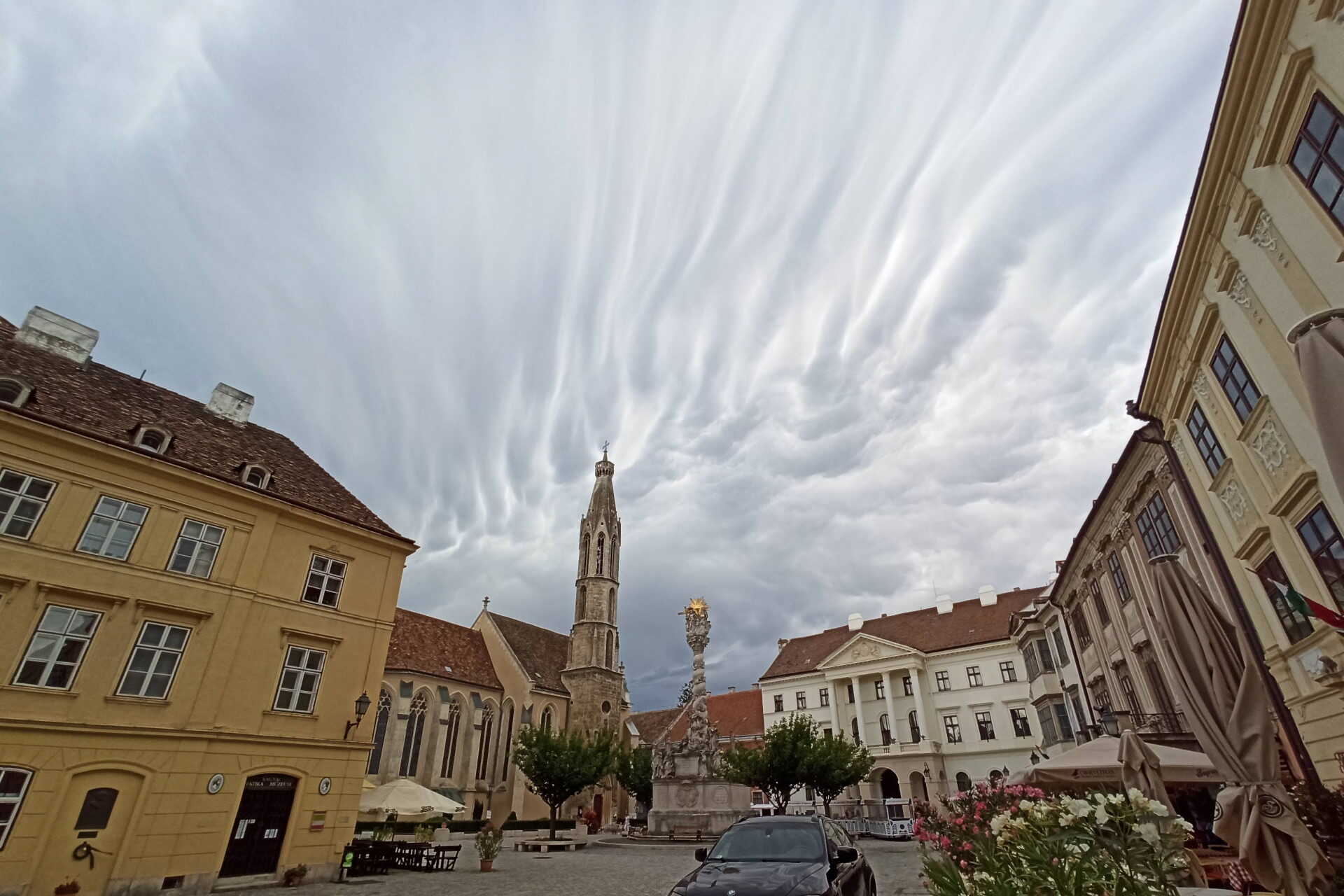 Mammatus felhők Sopron felett