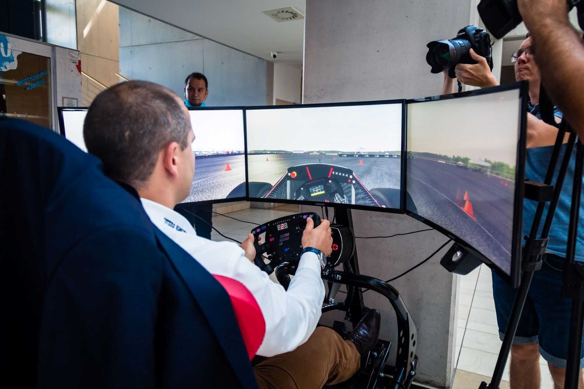Online sajtótájékoztató Győr