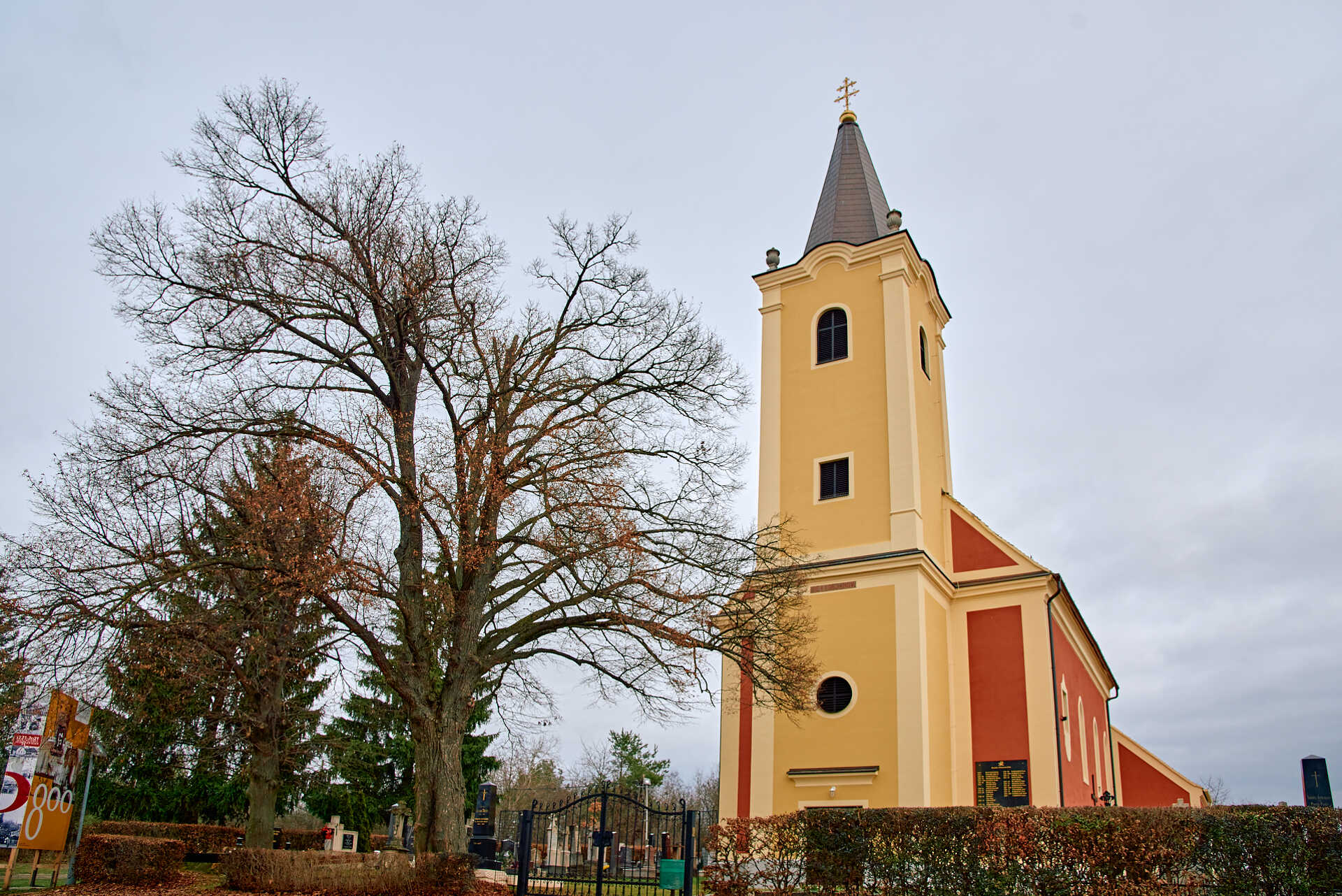 Szentpéterfai templom