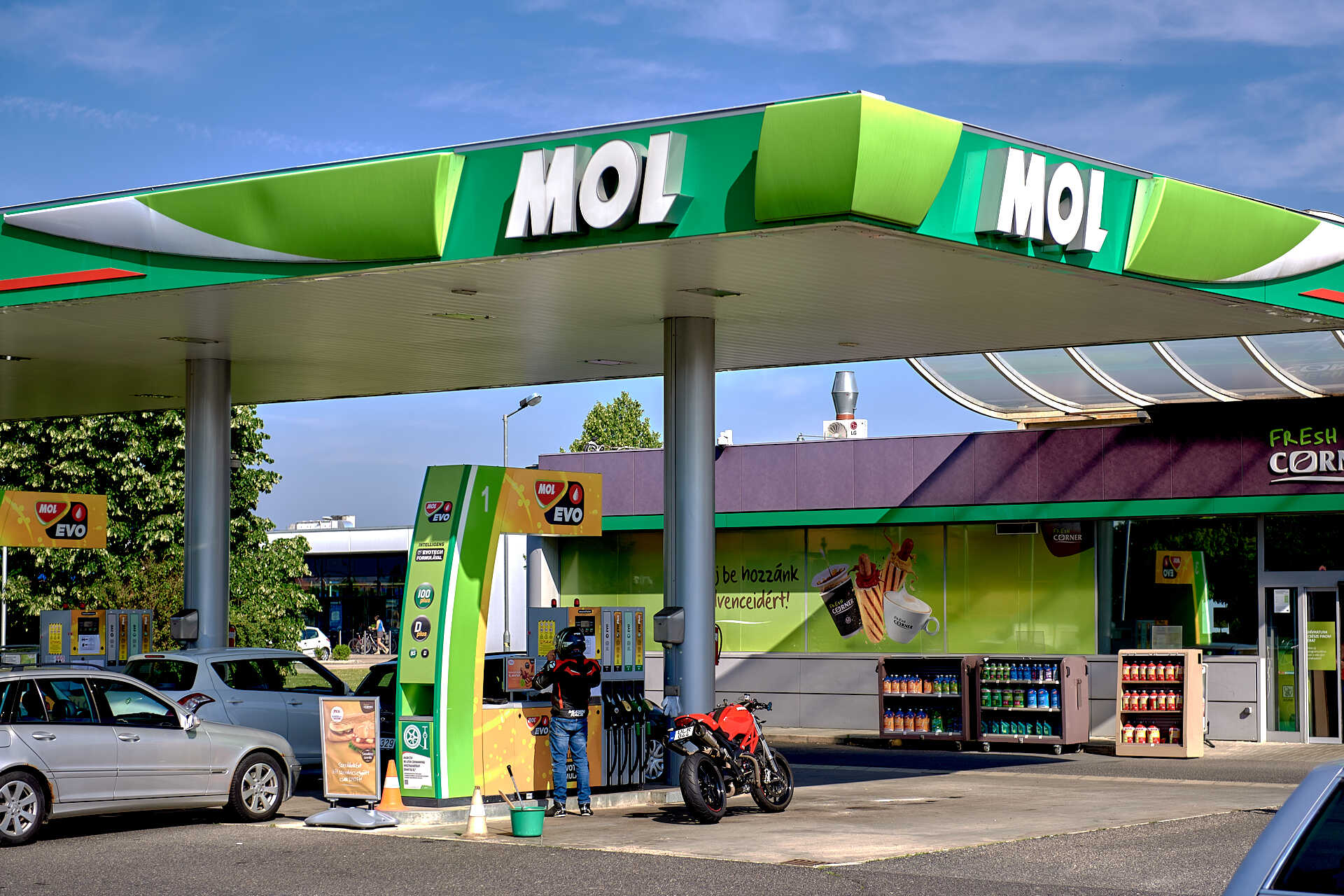 MOL benzinkút