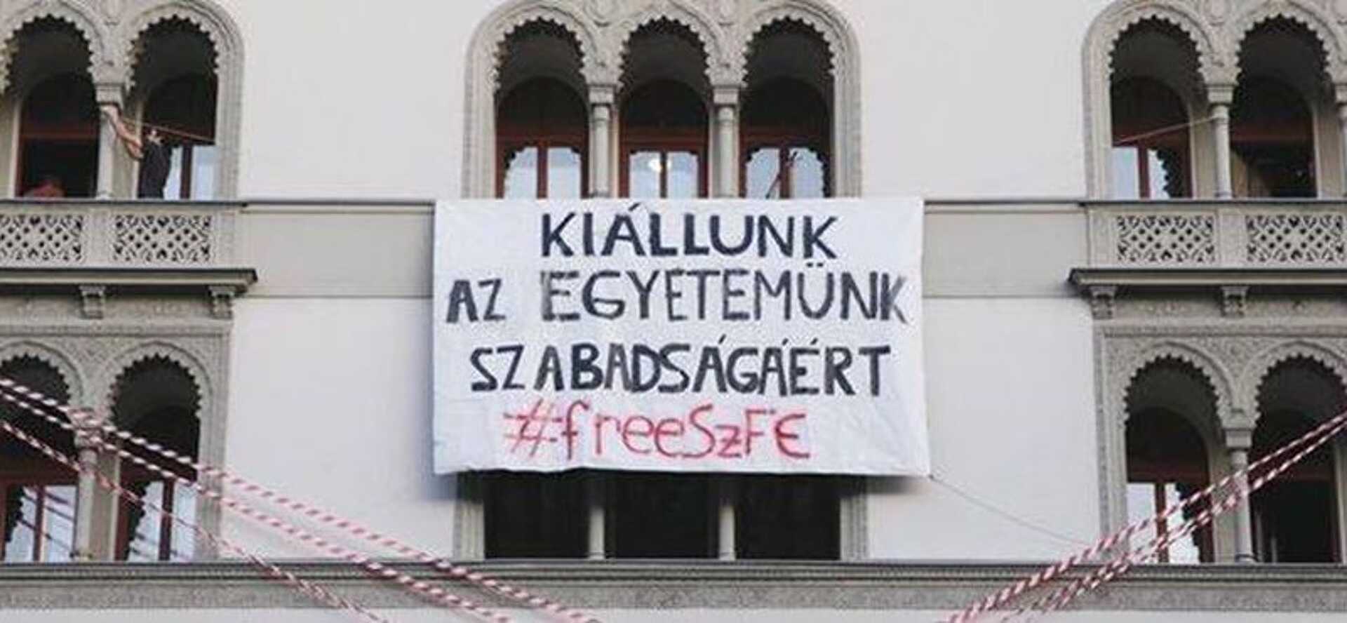 színmű