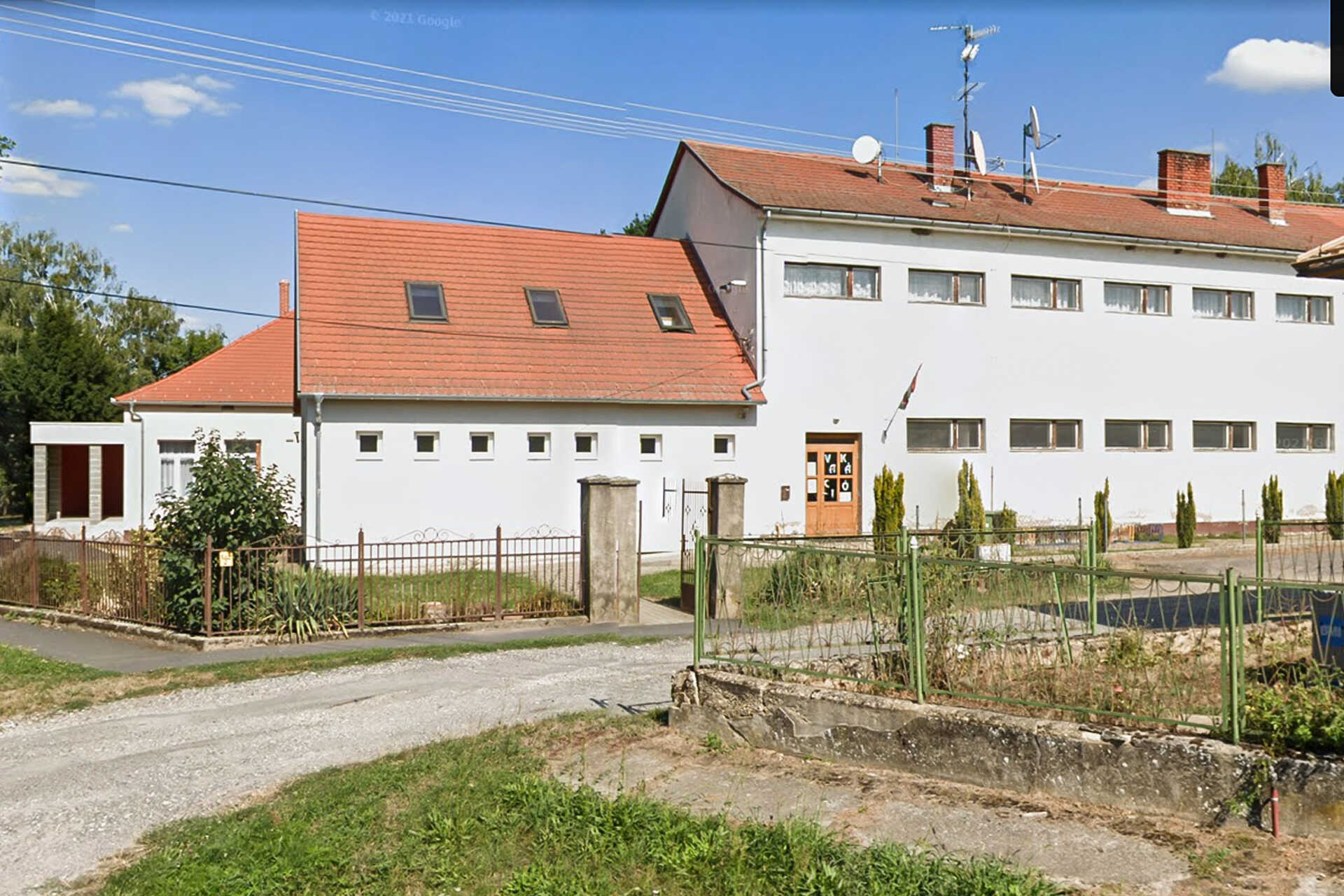 alsóujalaki iskola