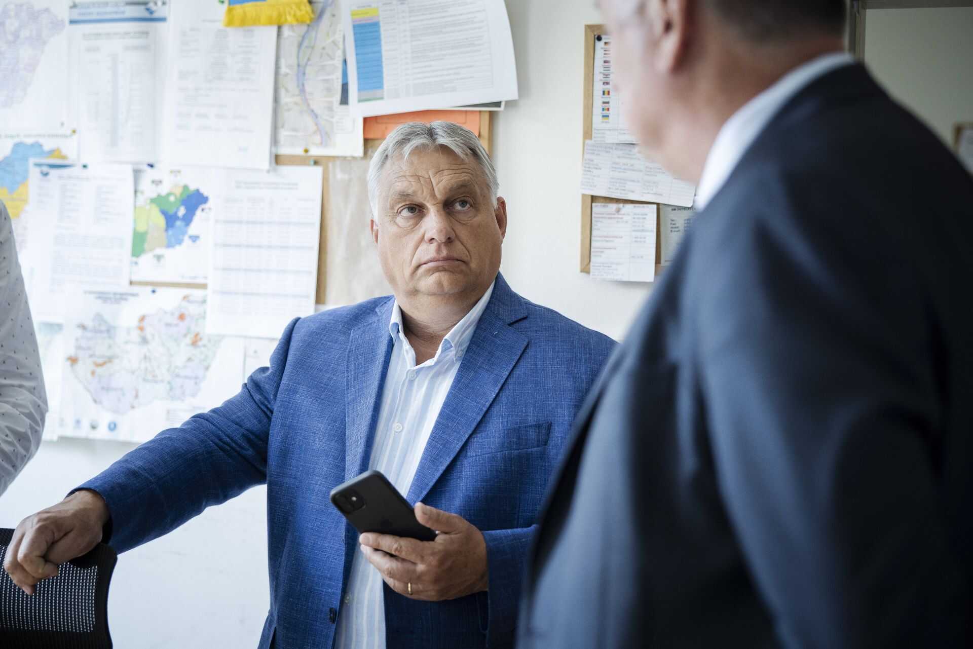 Orbán Viktor egyeztet
