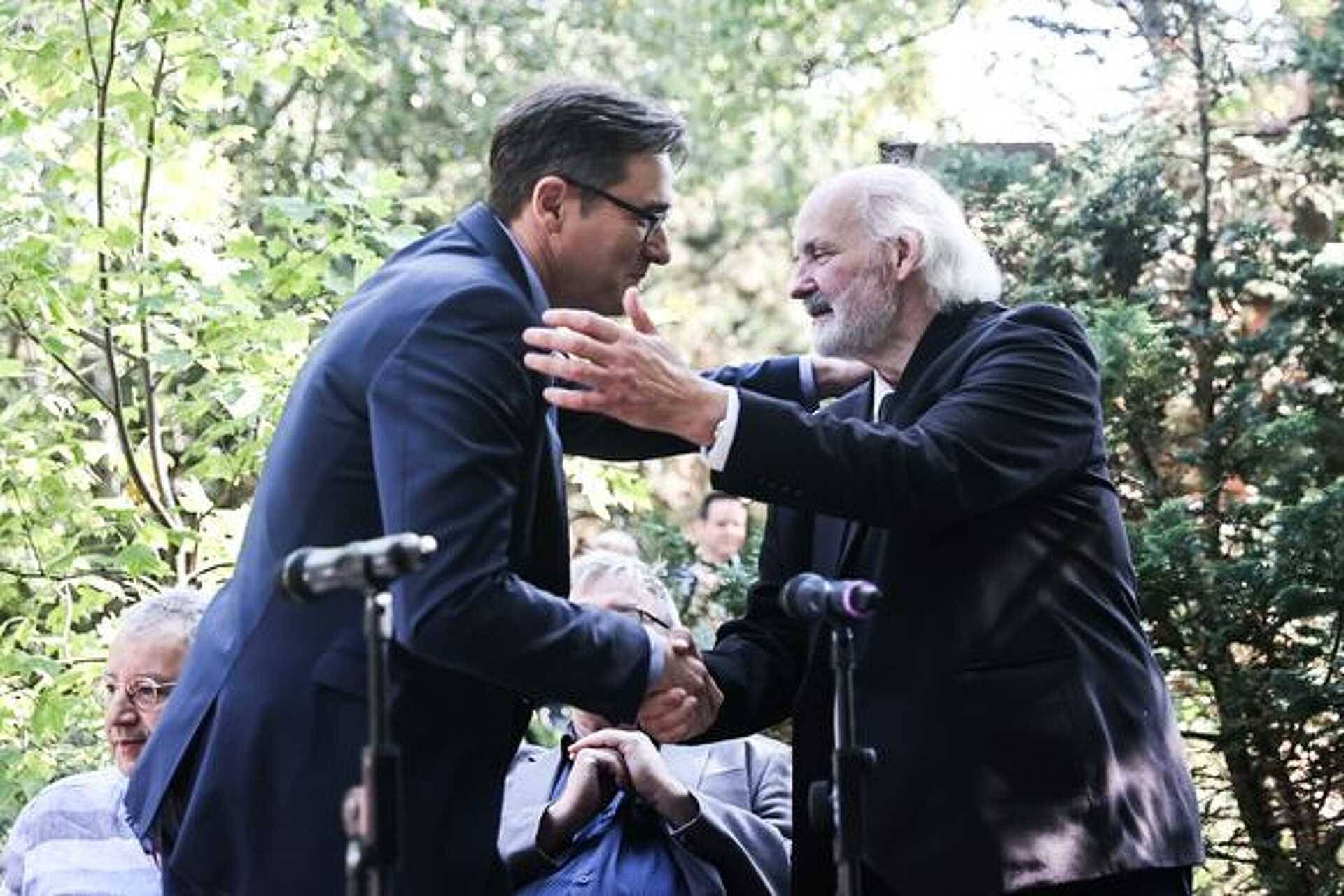 Iványi Gábor, Karácsony Gergely